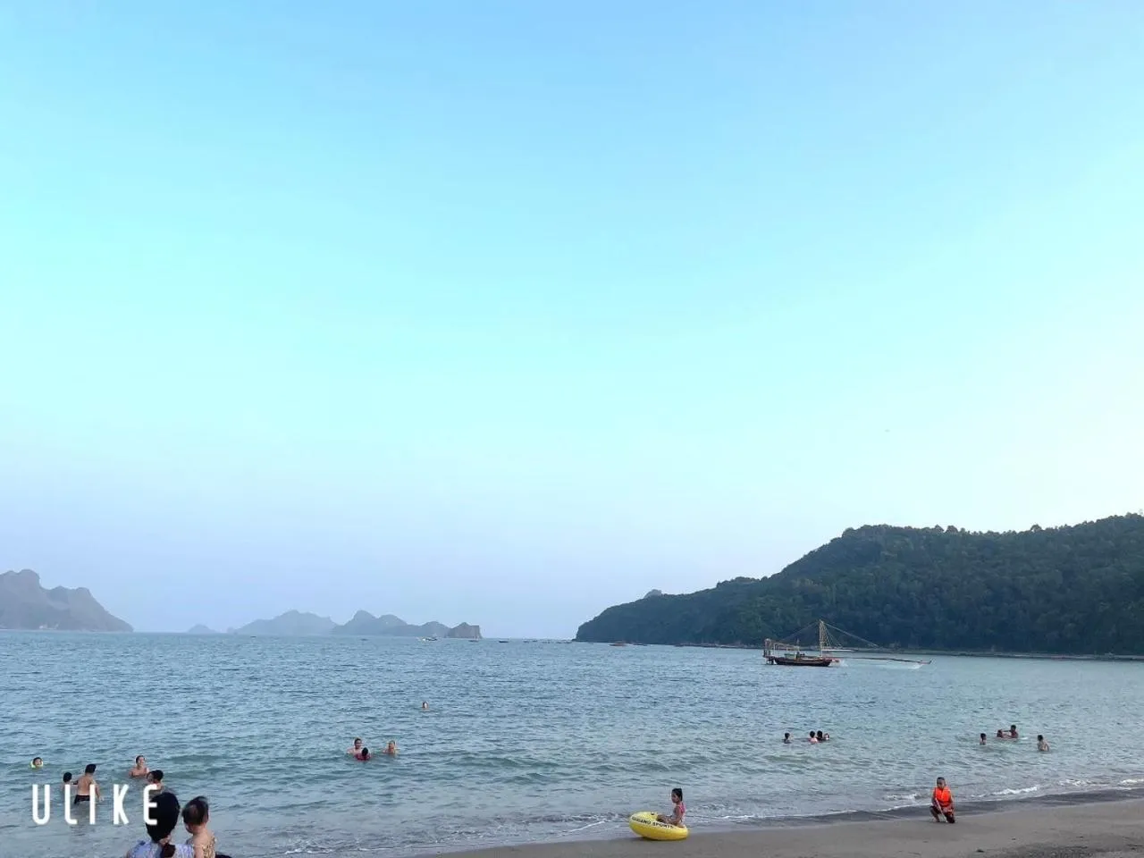 Beach in Cat Ba SOL Beach