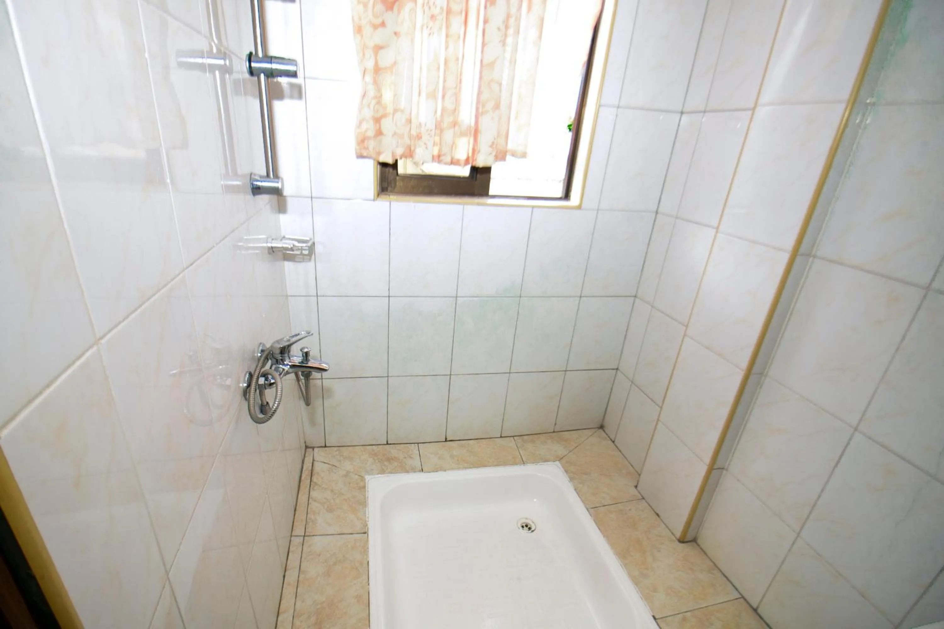 PRESTIGE Guesthouse ,Ksi