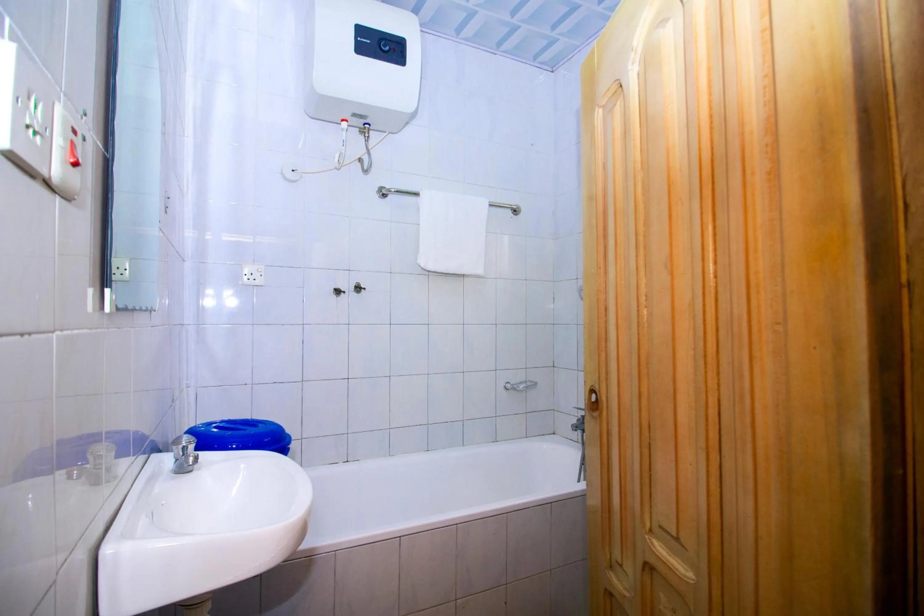 Bathroom in PRESTIGE Guesthouse ,Ksi