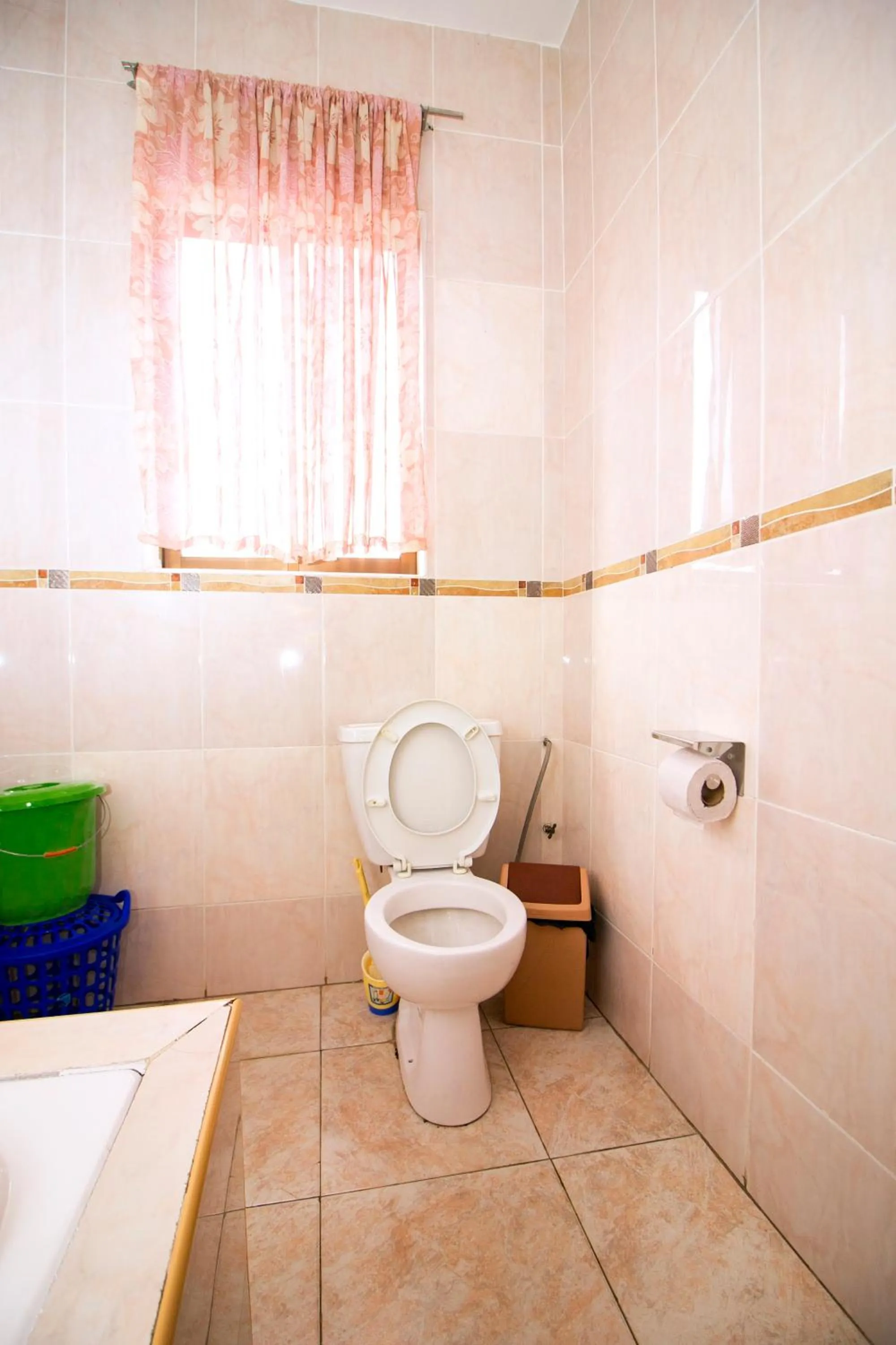 Toilet in PRESTIGE Guesthouse ,Ksi