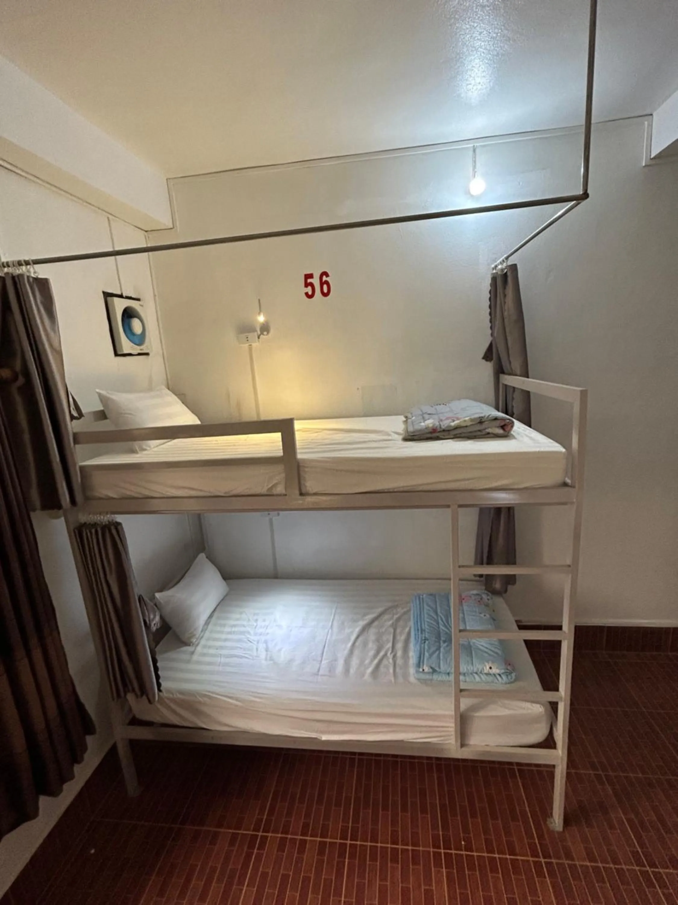 bunk bed in Vang Vieng Backpackers Hostel