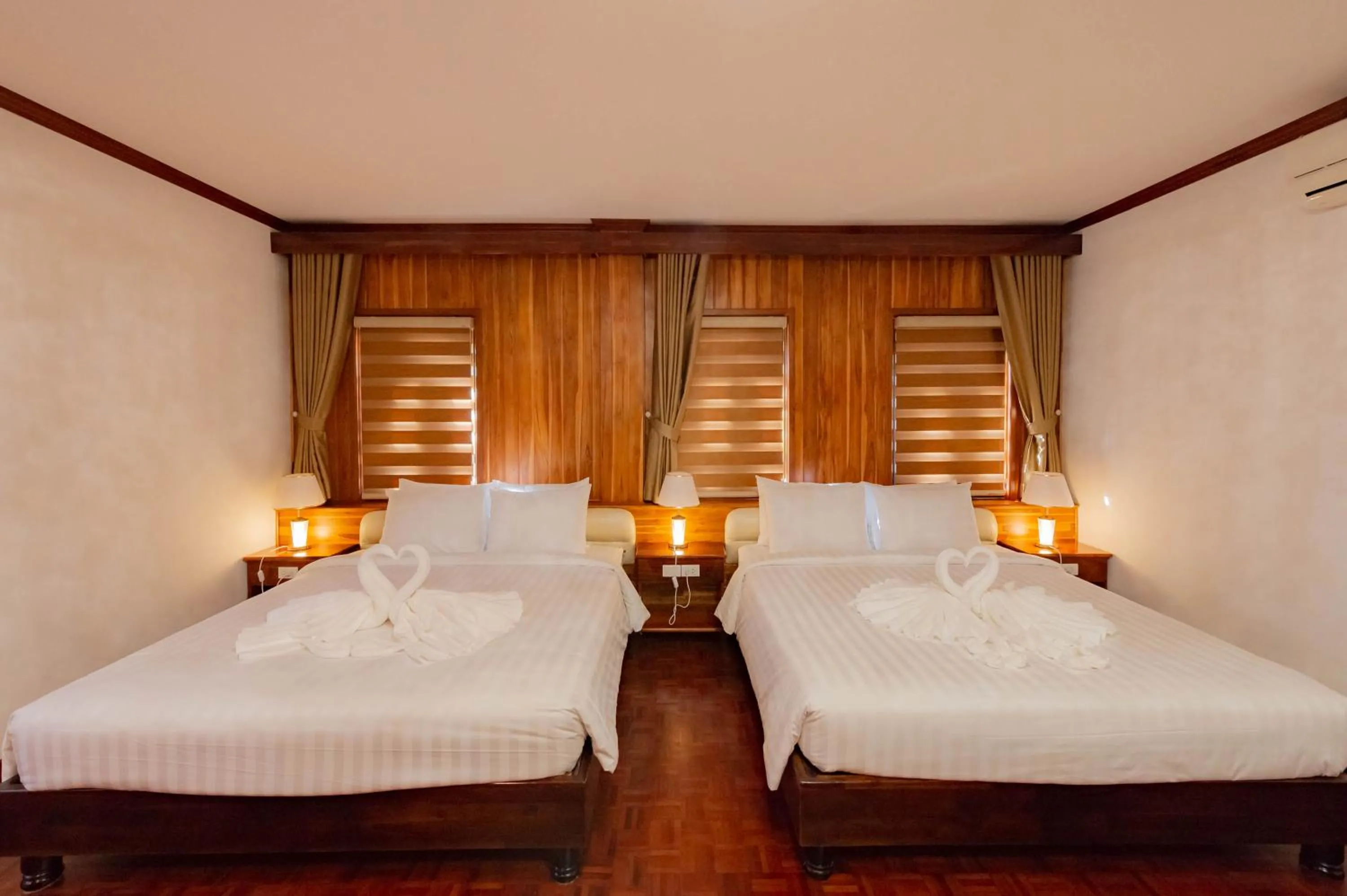 Bedroom, Bed in LuangPrabang Center Hotel