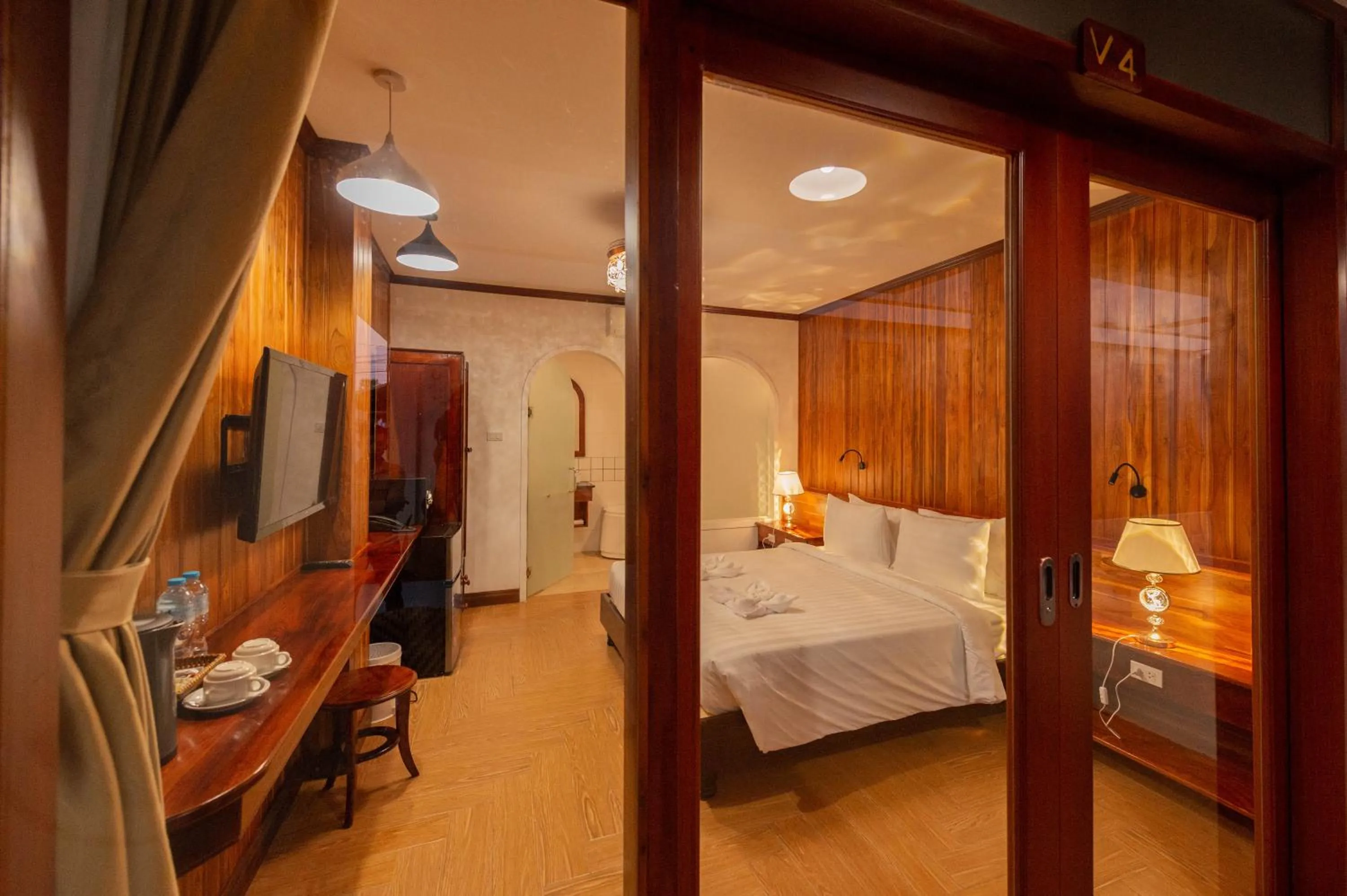 Bed in LuangPrabang Center Hotel