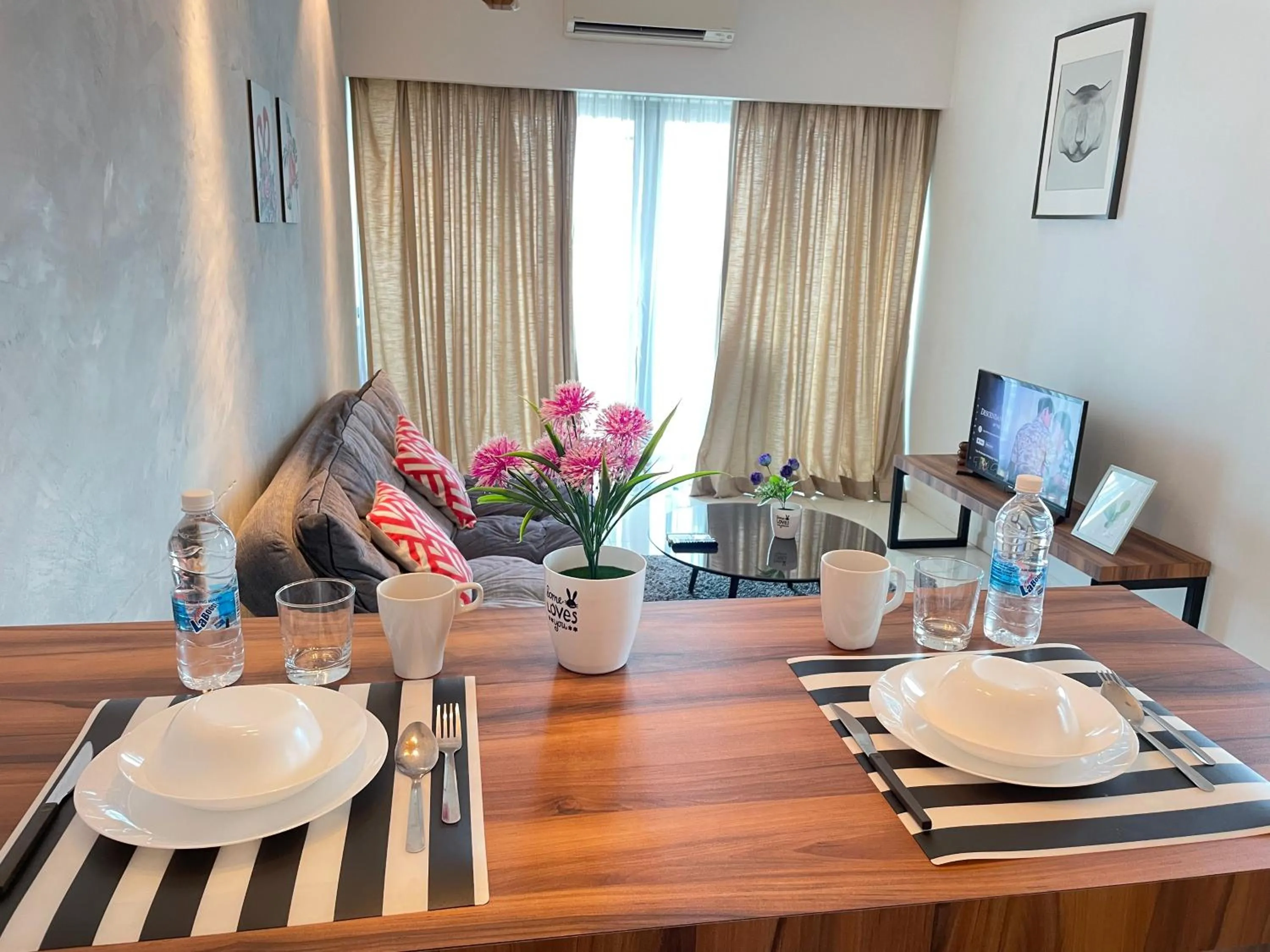 TV and multimedia in Mercu Summer Suite KLCC by Kuminshu