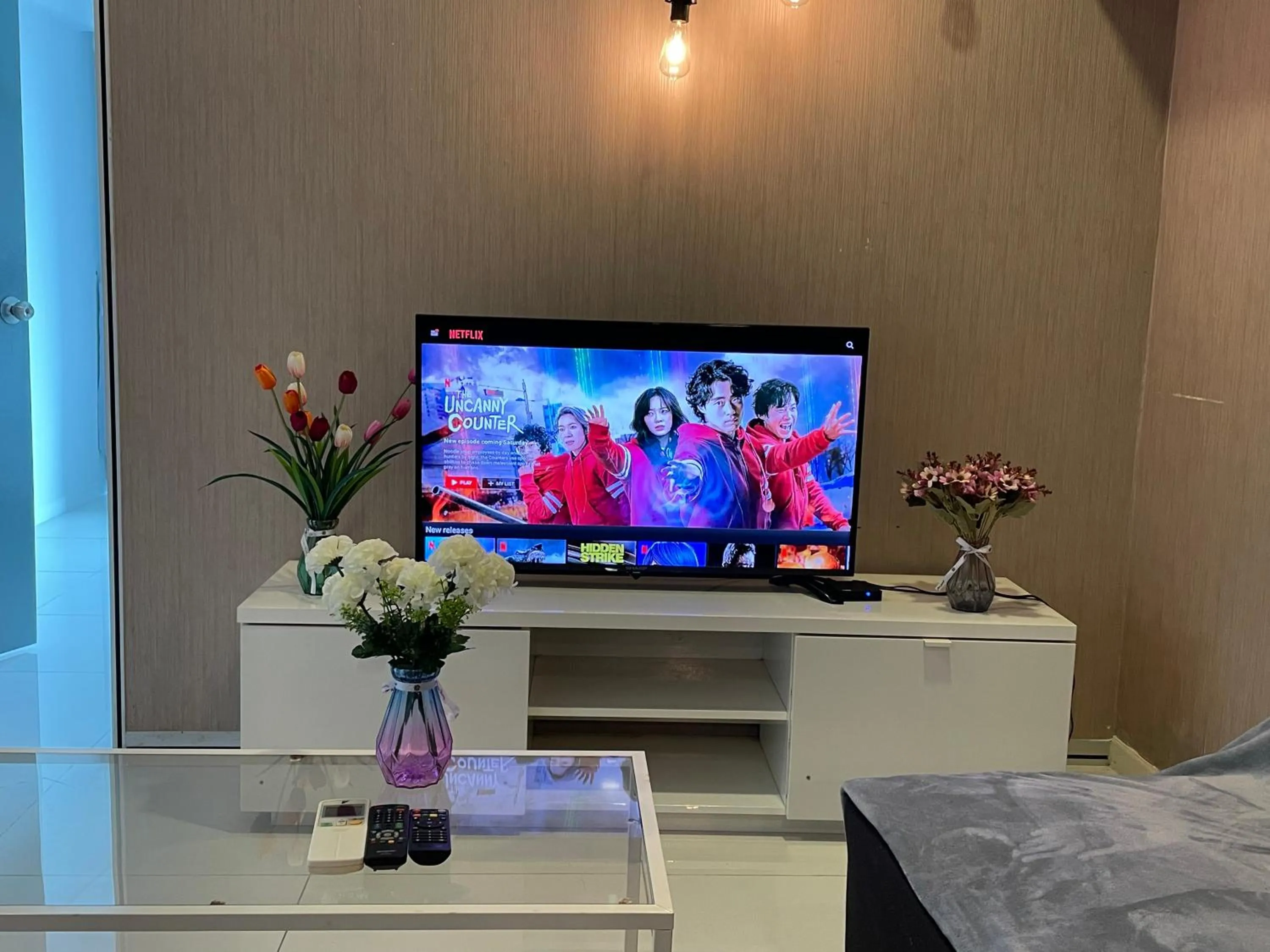 TV and multimedia in Mercu Summer Suite KLCC by Kuminshu