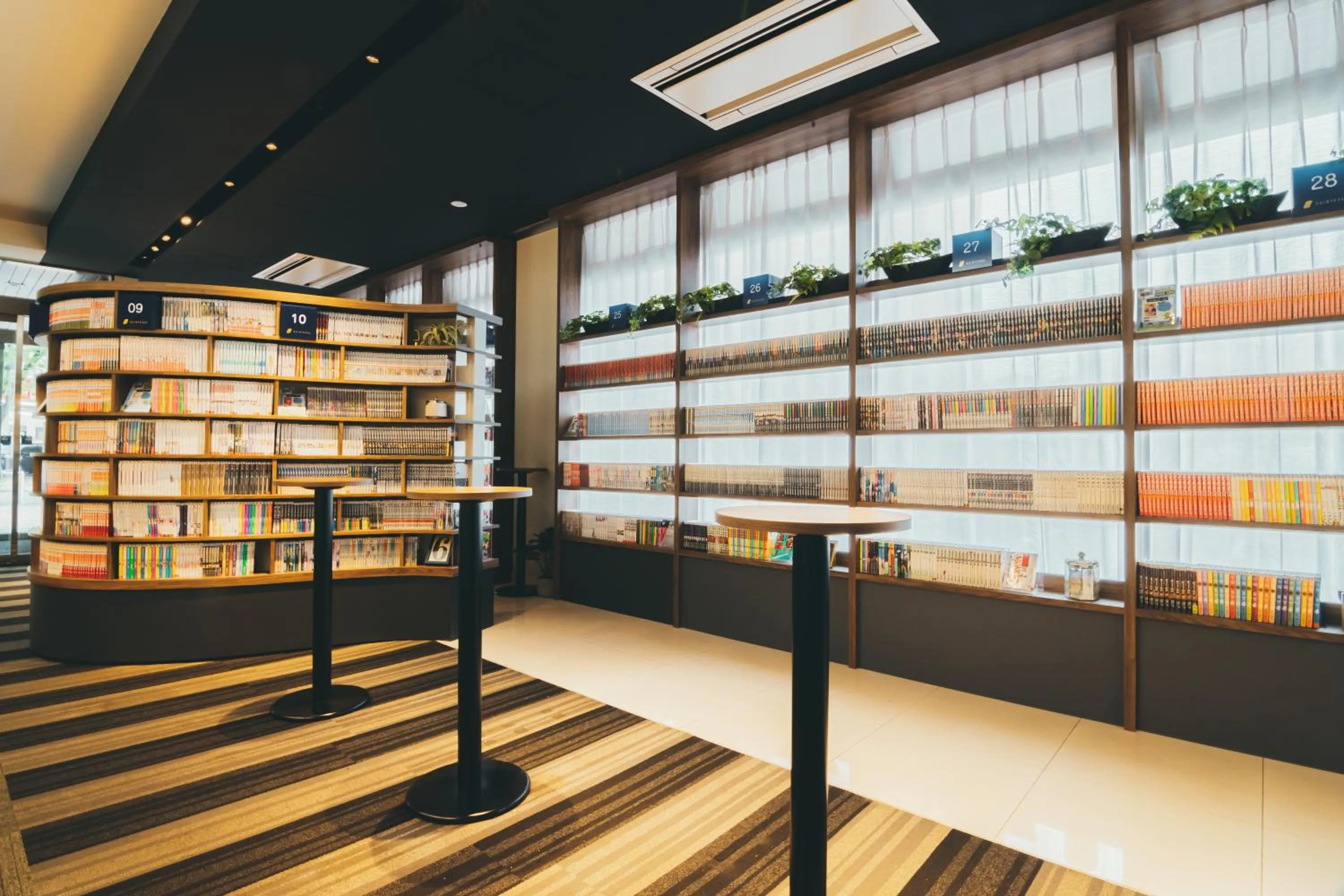 Lobby or reception in Quintessa Hotel Kokura Comic & Books