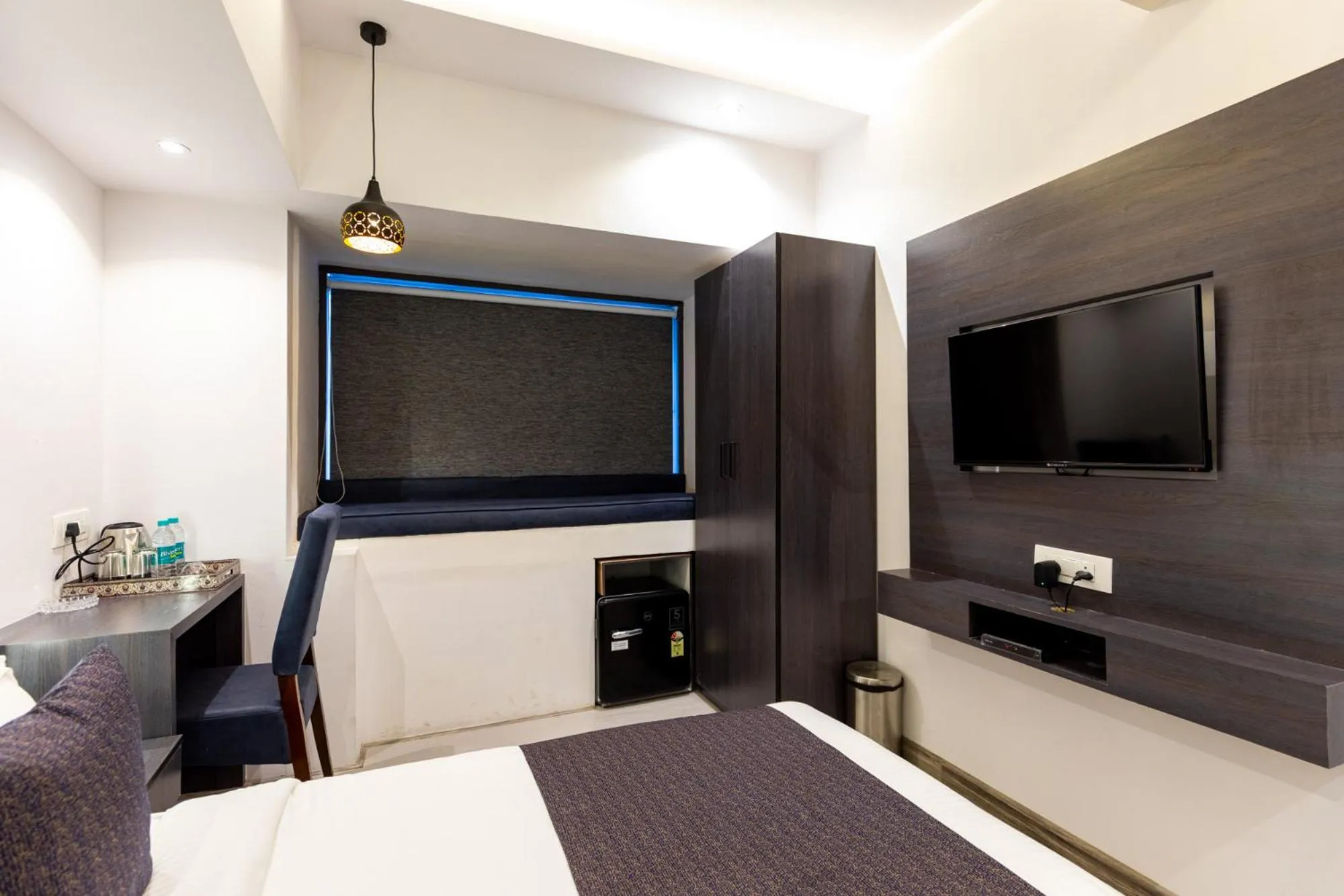 Bedroom, Bed in Hotel Larmont Luxury