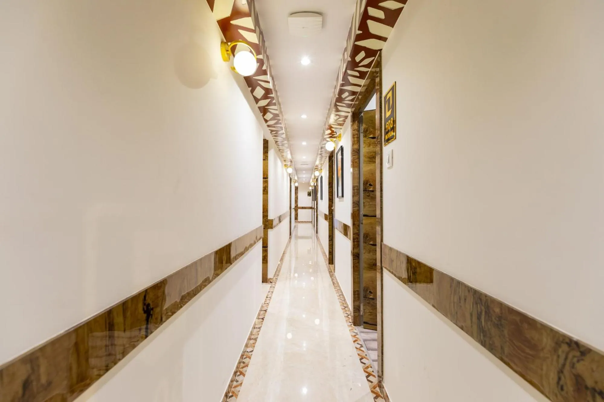 Lobby or reception in Hotel Larmont Luxury