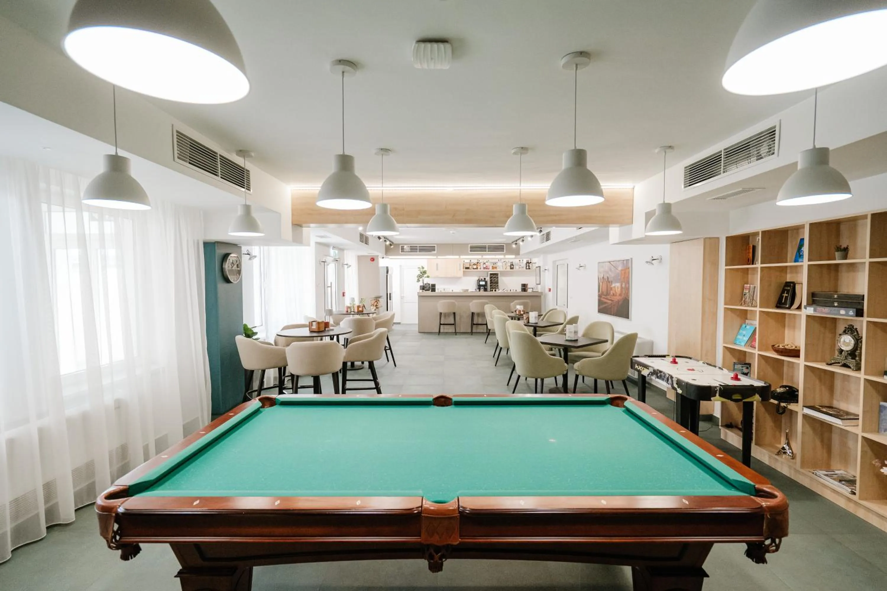 Communal lounge/ TV room in Hotel YVY