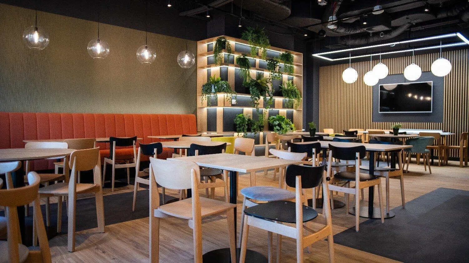 Restaurant/places to eat in B&B HOTEL Kielce Centrum