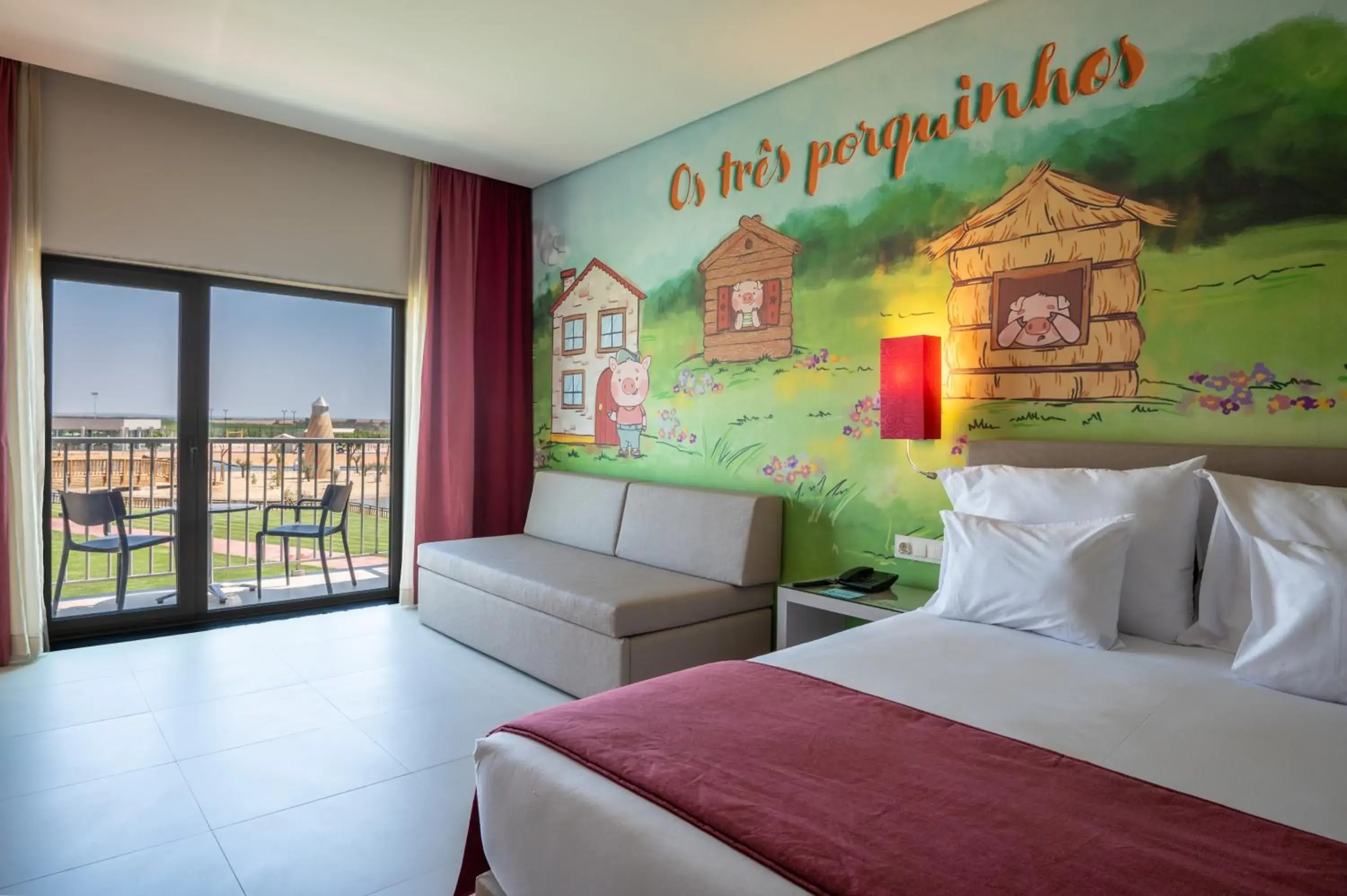 Family Double Room in Vila Gale Nep Kids Family Double Room in Vila Gale Nep Kids