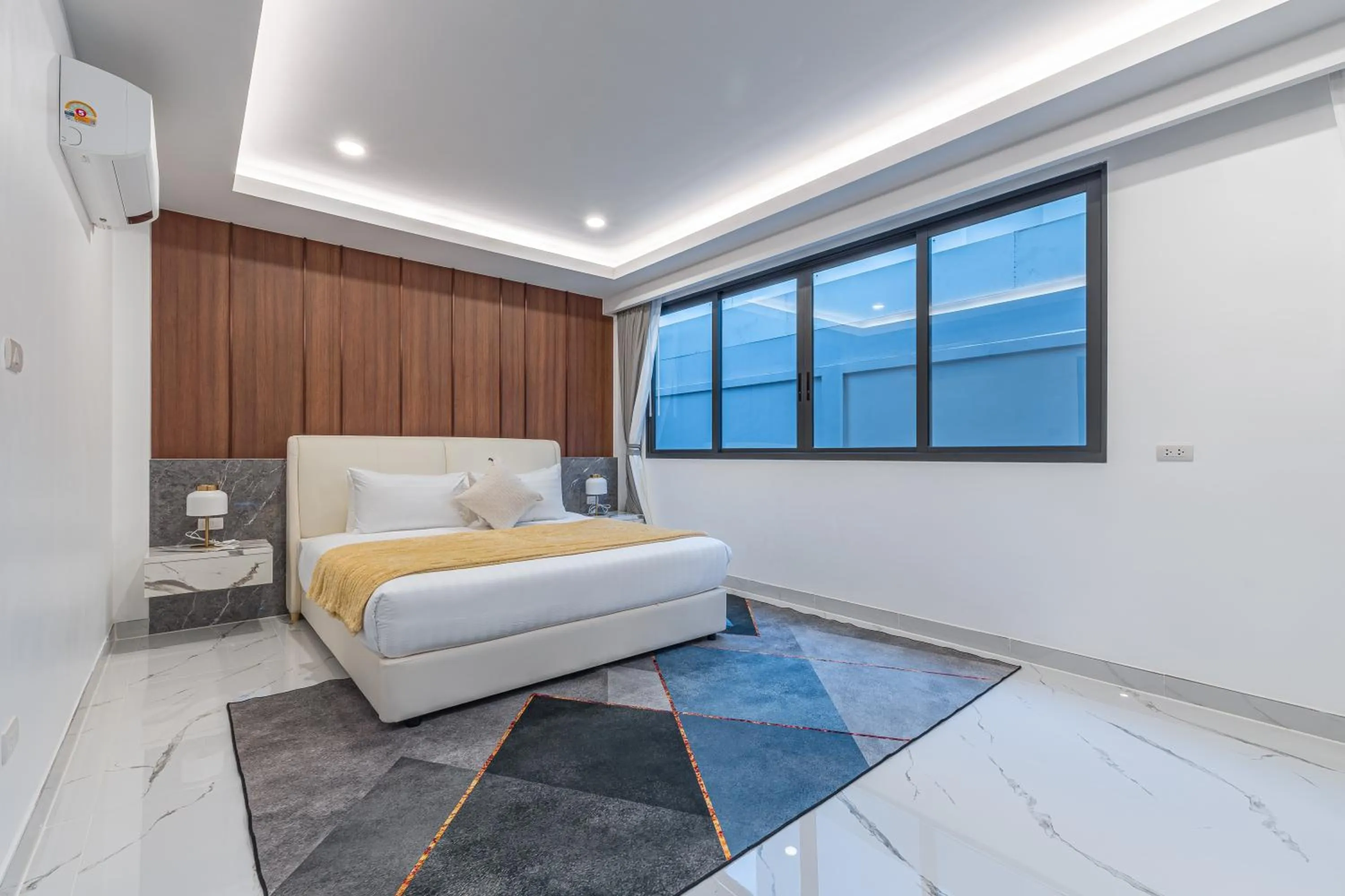 Bed in Southern Peak Pool Villa Huay Yai Pattaya