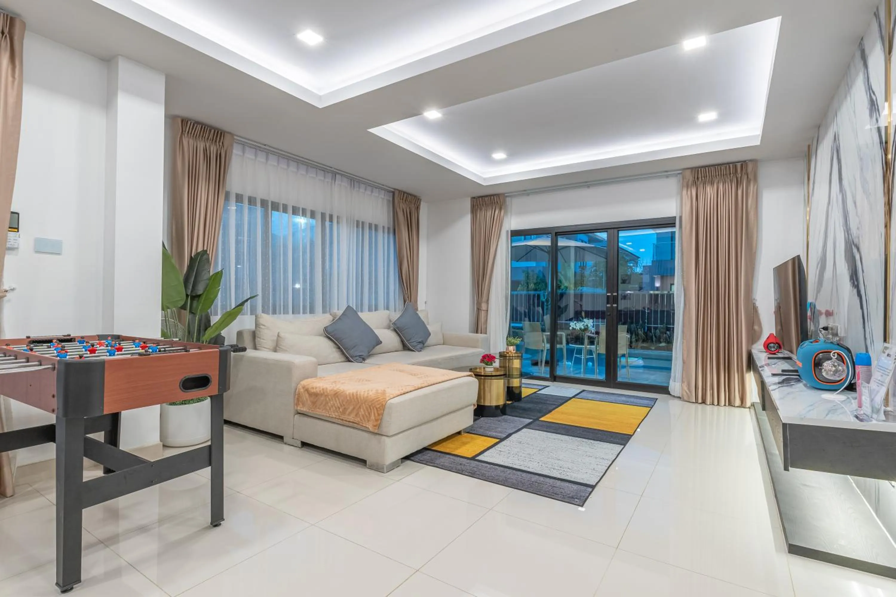 TV and multimedia in Southern Peak Pool Villa Huay Yai Pattaya