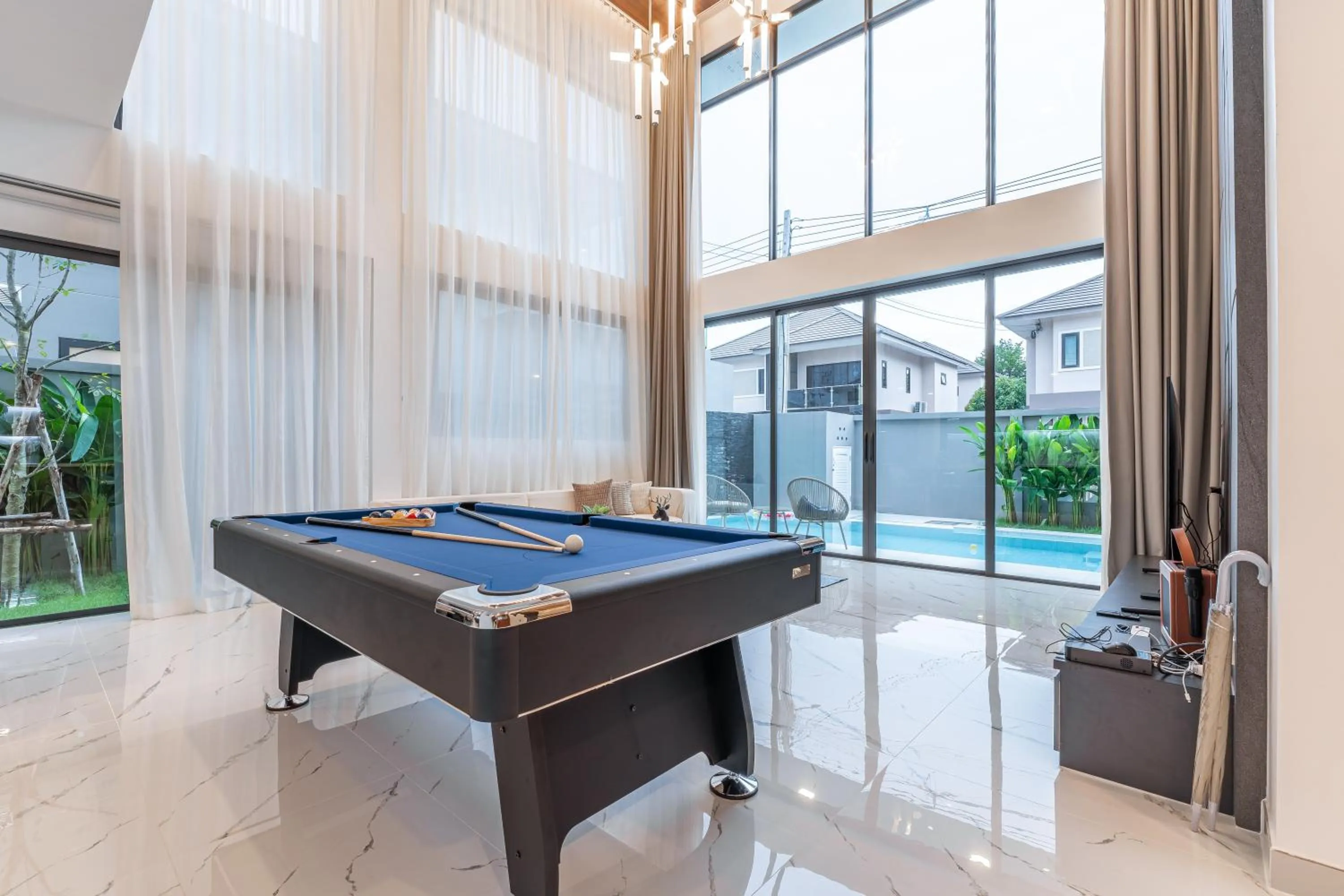 Billiard in Southern Peak Pool Villa Huay Yai Pattaya
