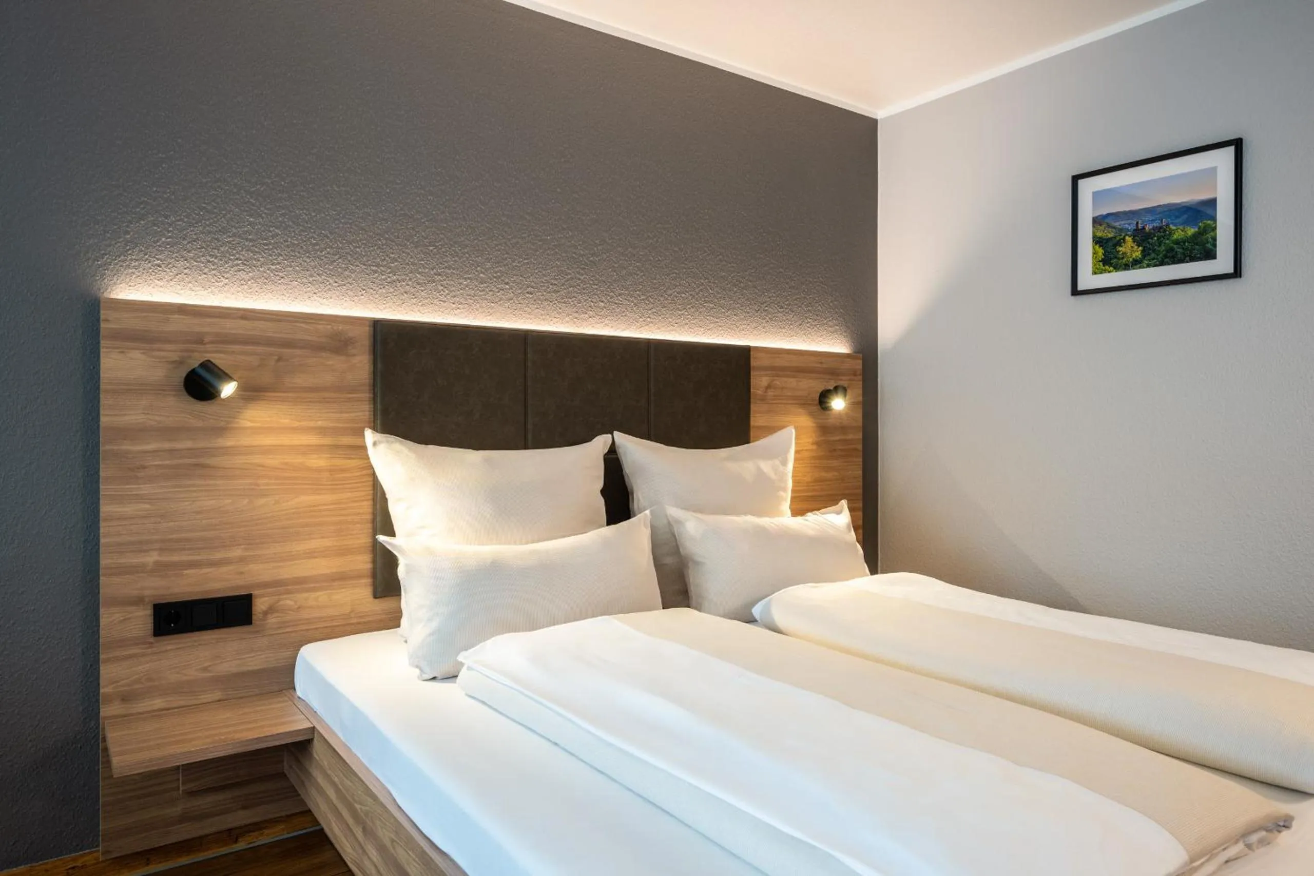 Photo of the whole room, Bed in Uferdeck - Boutique Hotel