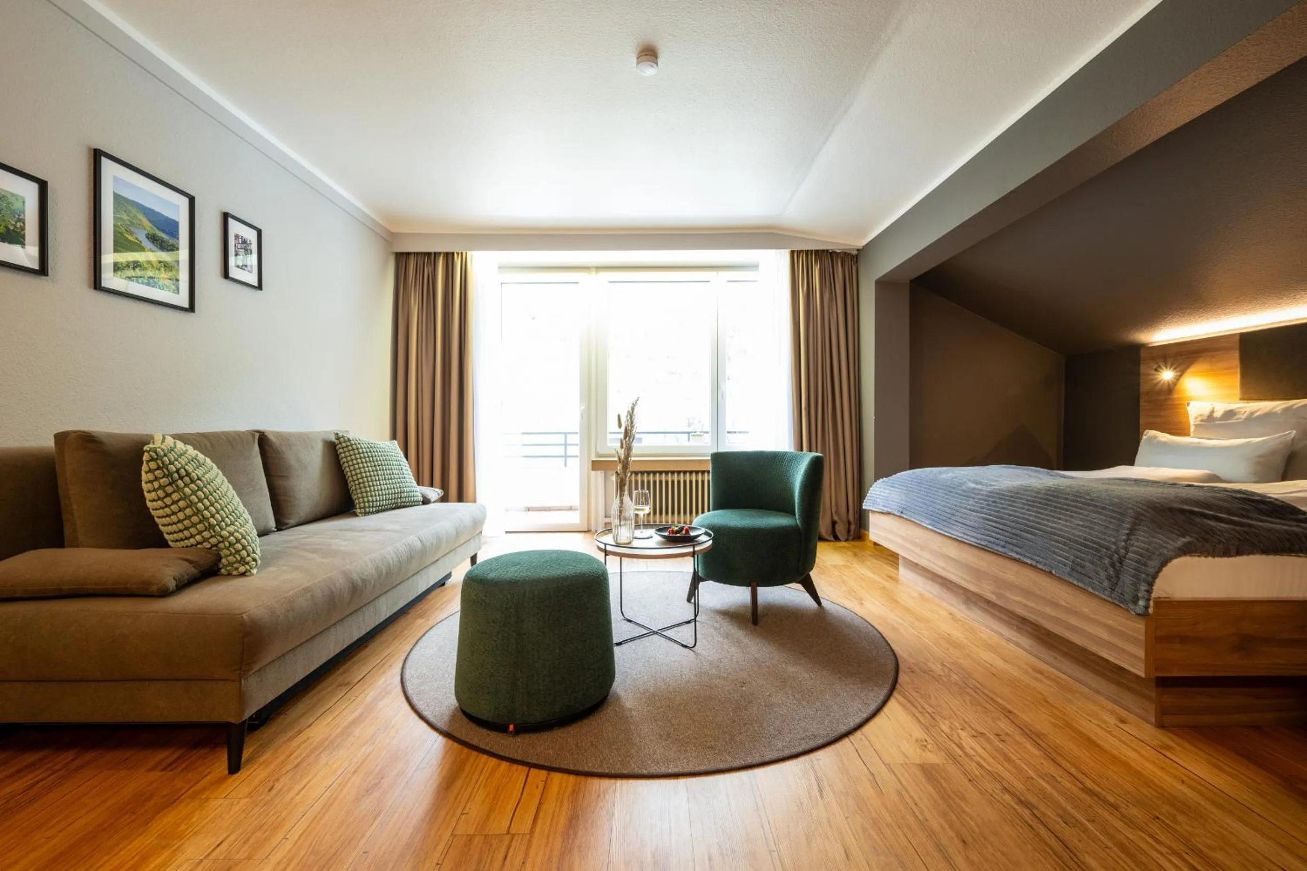 Photo of the whole room, Bed in Uferdeck - Boutique Hotel