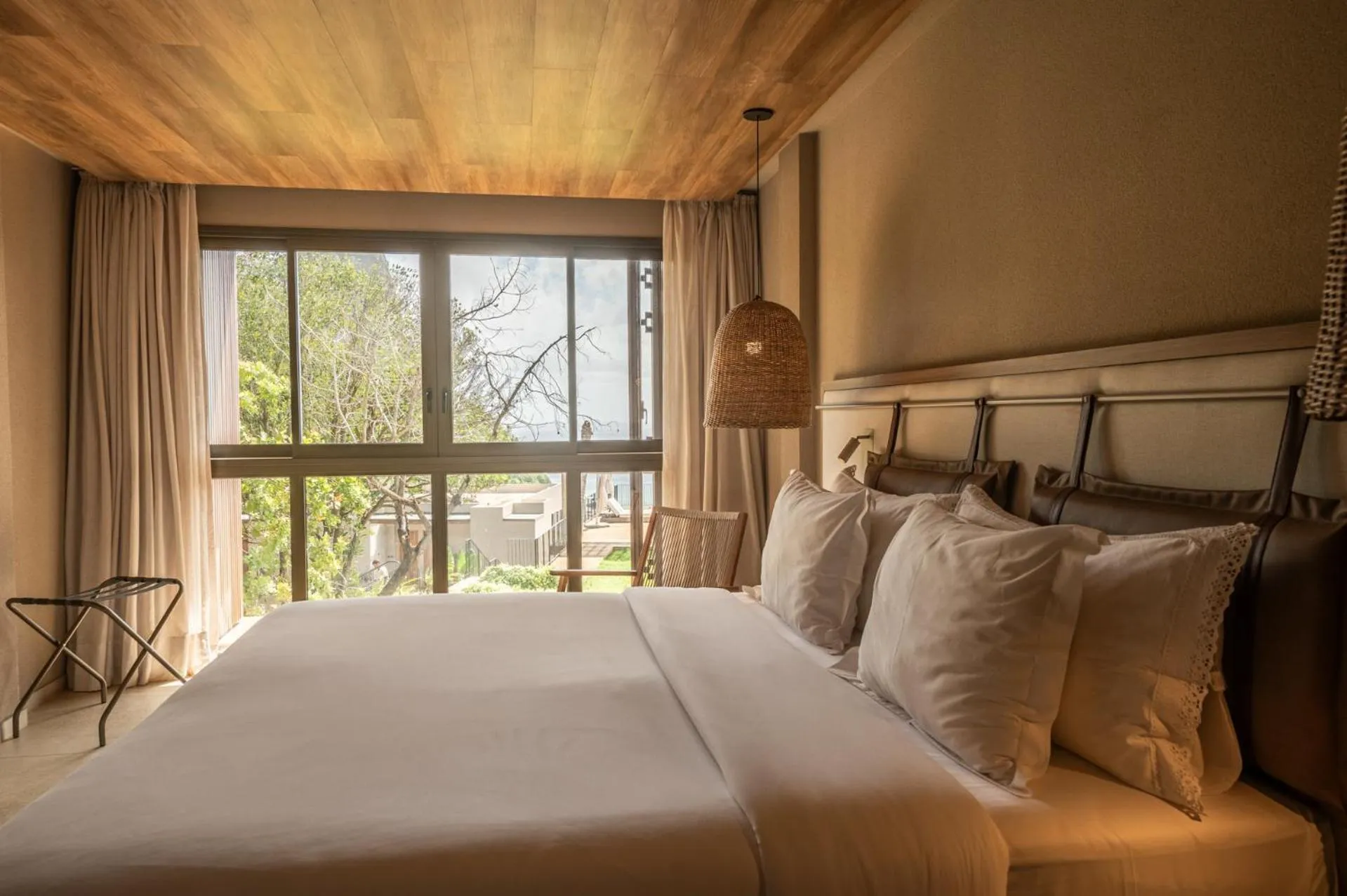 Bed in Hamares Boutique Hotel