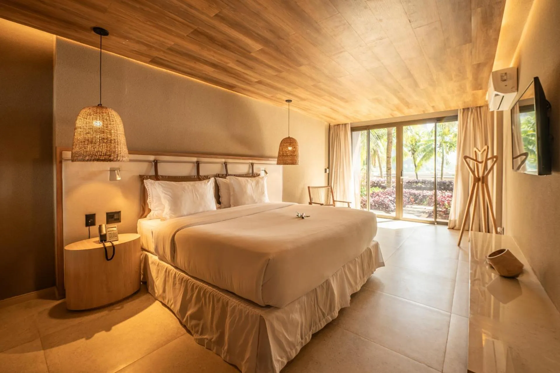 Bed in Hamares Boutique Hotel