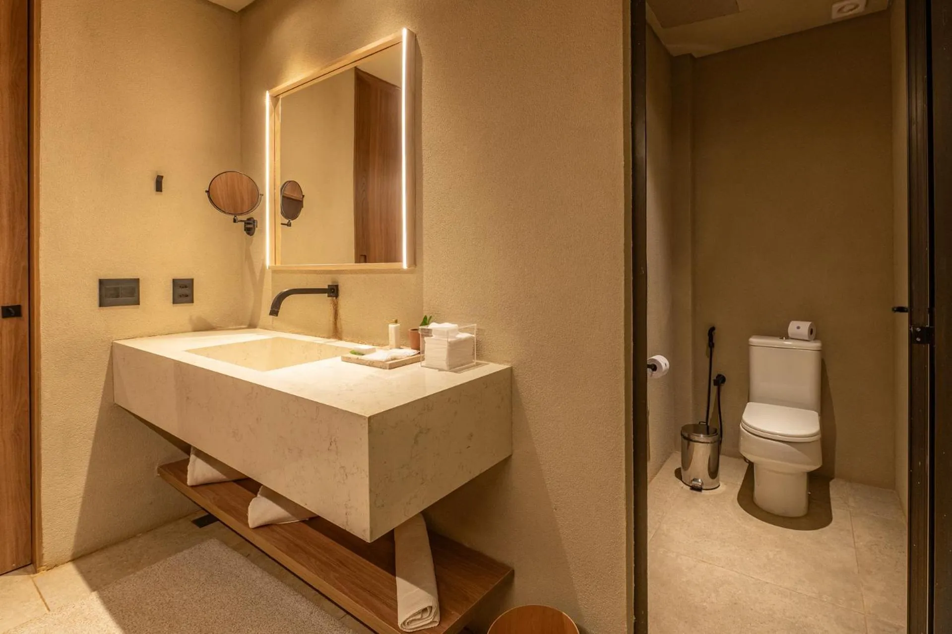 Hamares Boutique Hotel