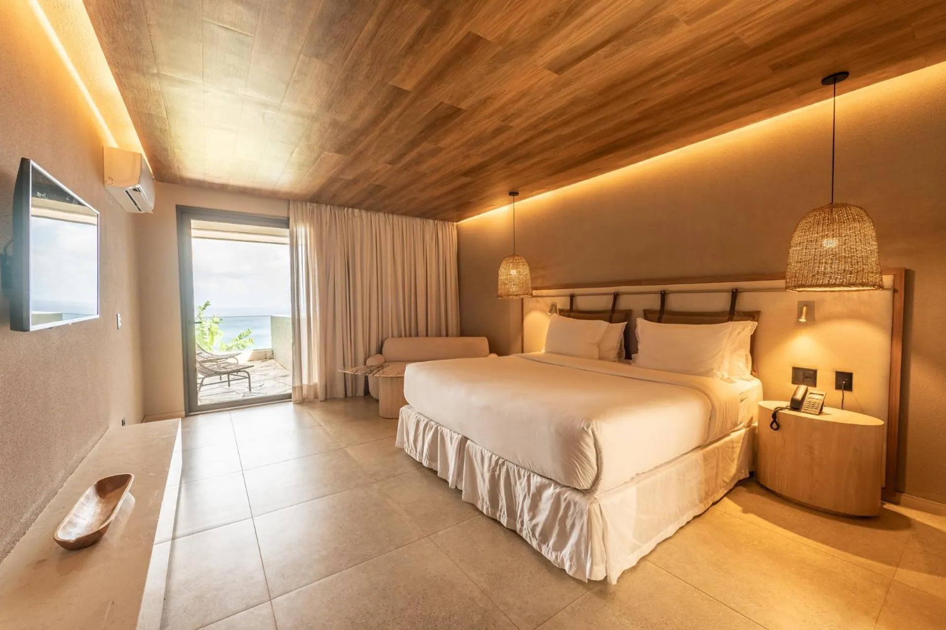 Bed in Hamares Boutique Hotel