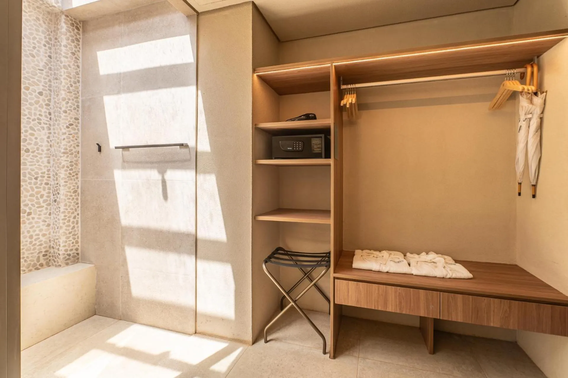 Hamares Boutique Hotel