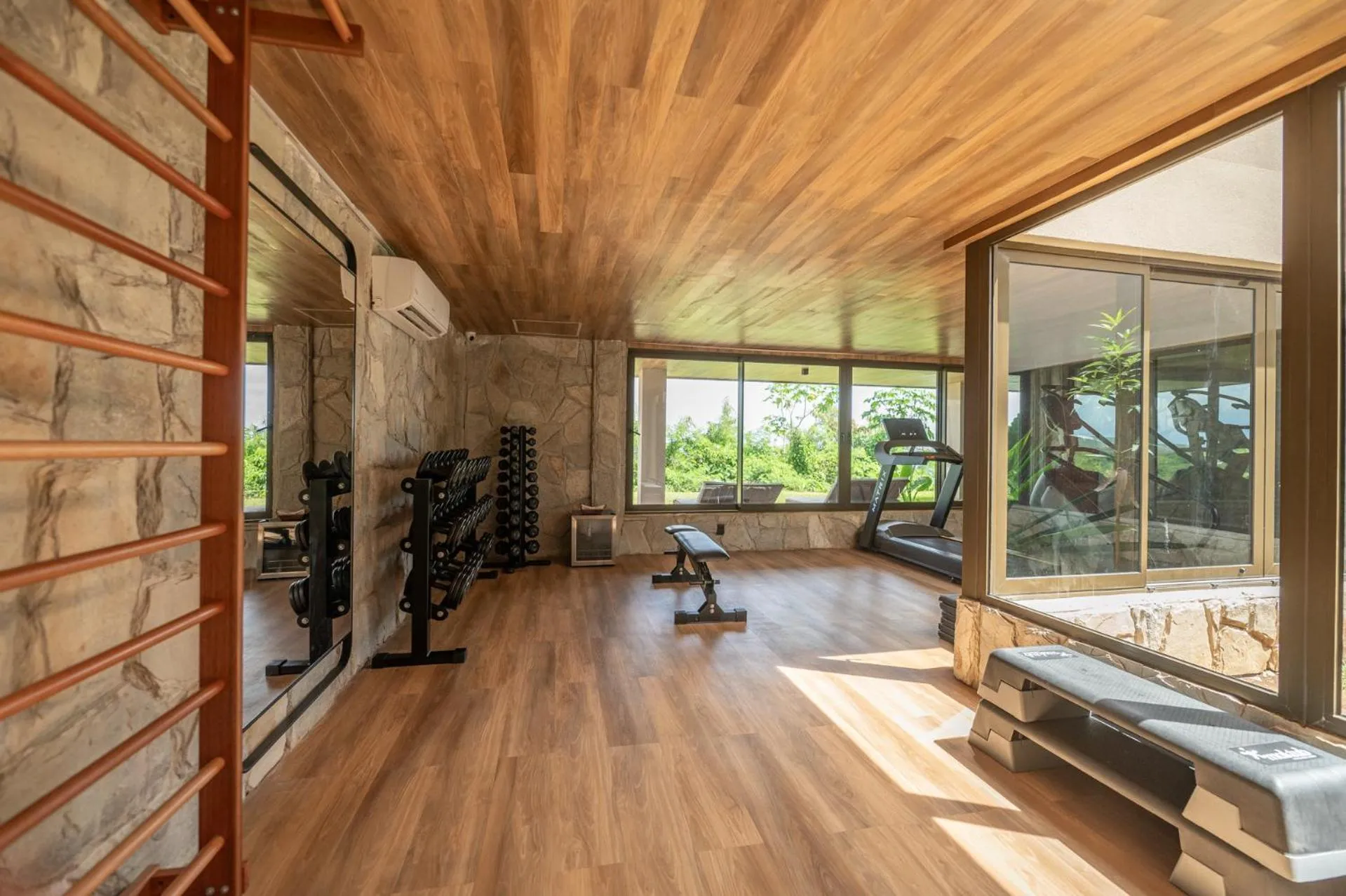 Hamares Boutique Hotel