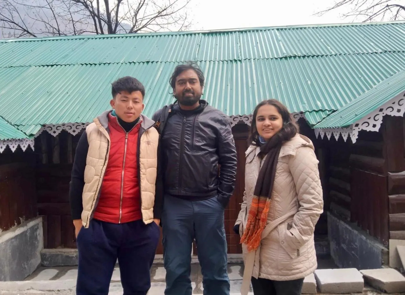 group of guests in Apple Valley Cottages Lachung