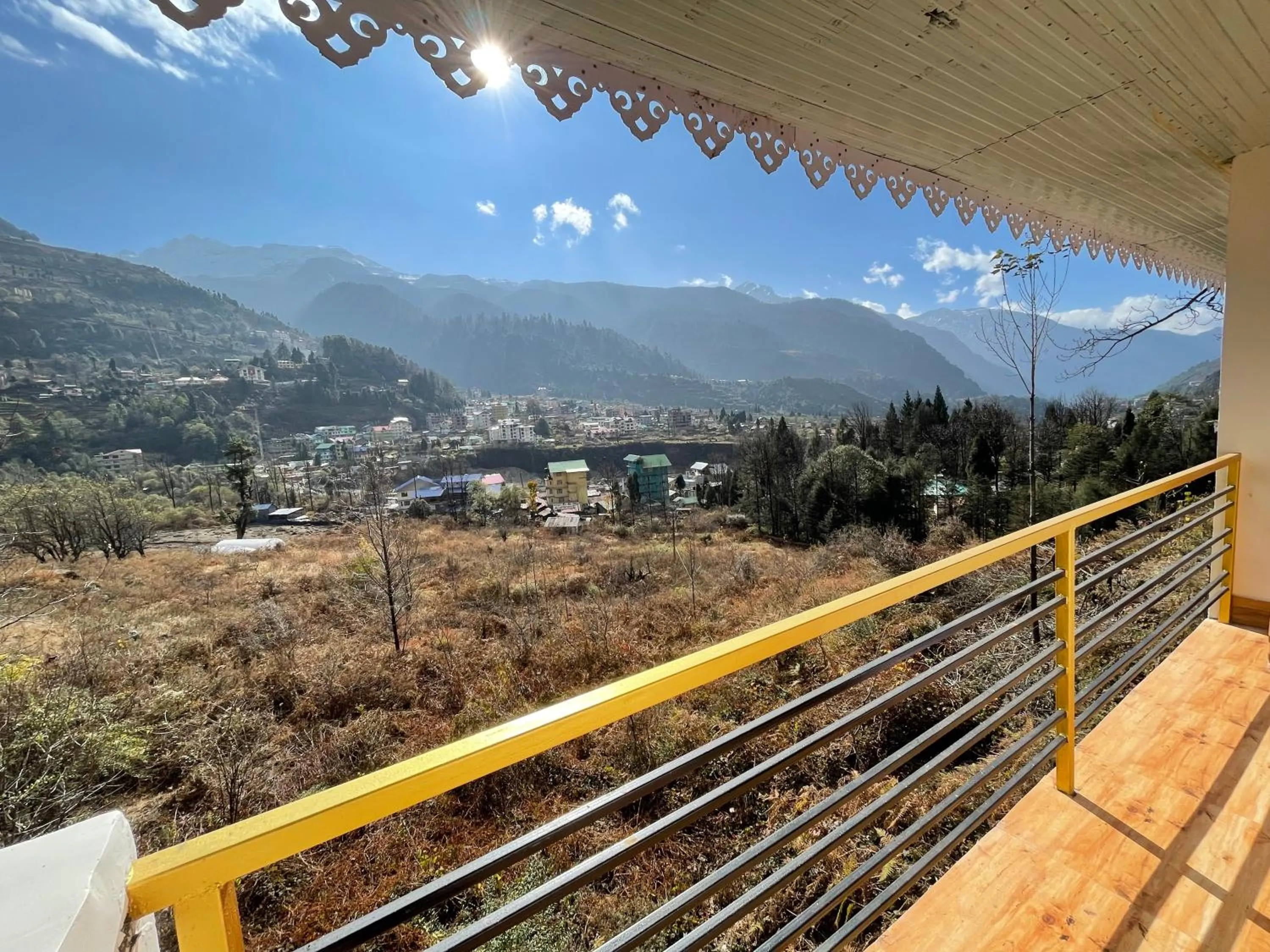 Balcony/Terrace in Apple Valley Cottages Lachung