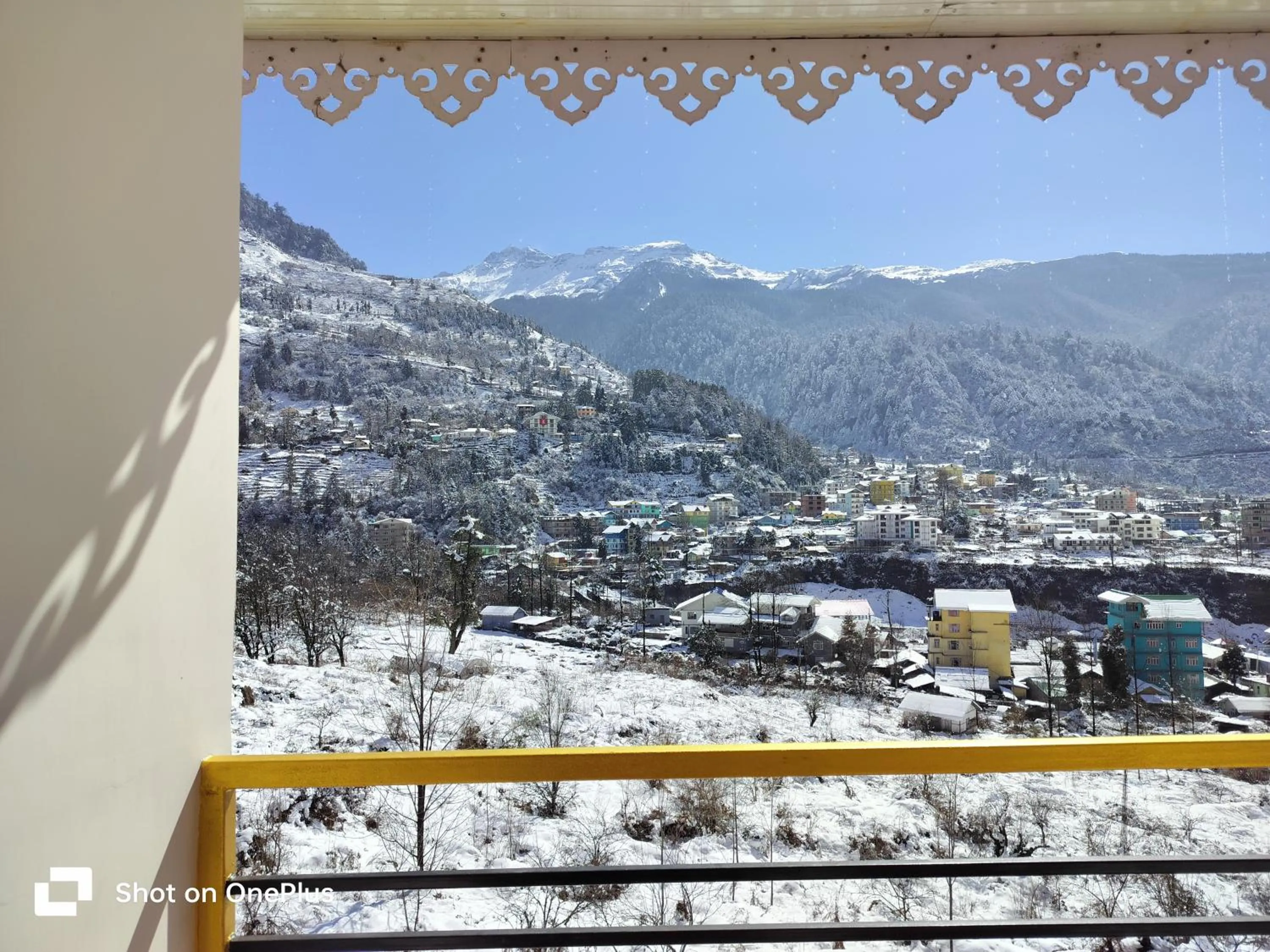 Balcony/Terrace in Apple Valley Cottages Lachung