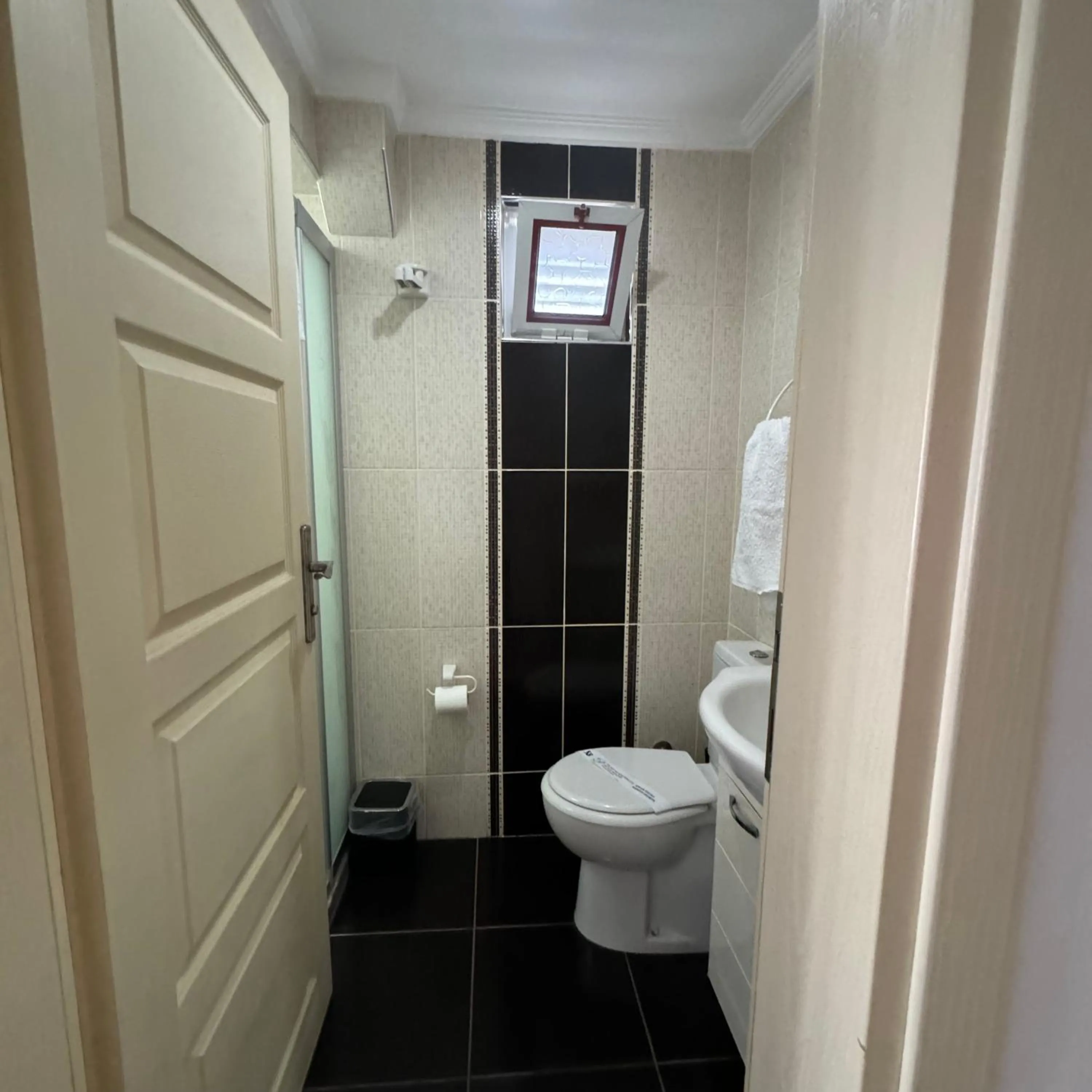 Shower in Sözer Otel