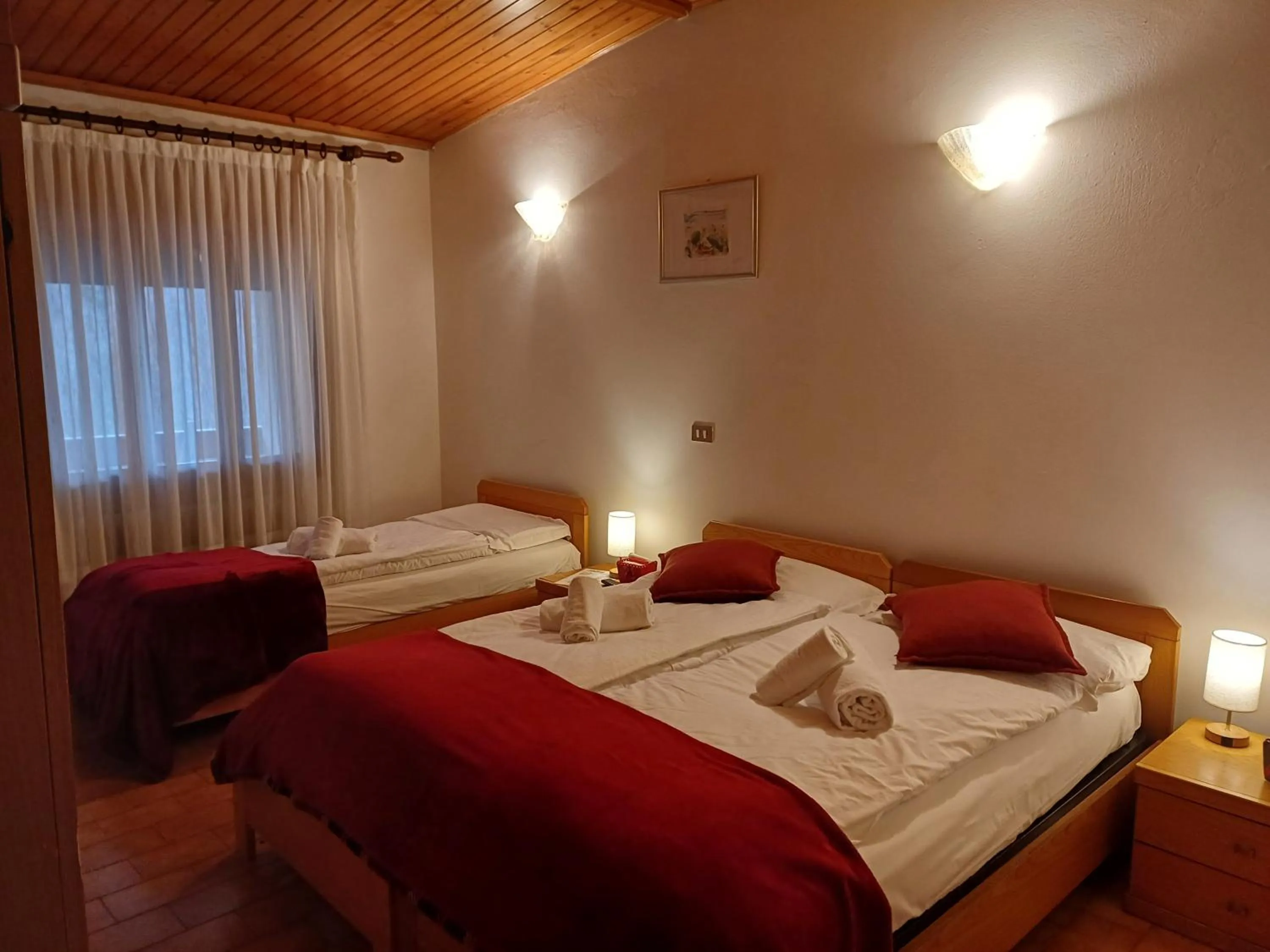 Photo of the whole room, Bed in Albergo Dalla Mena