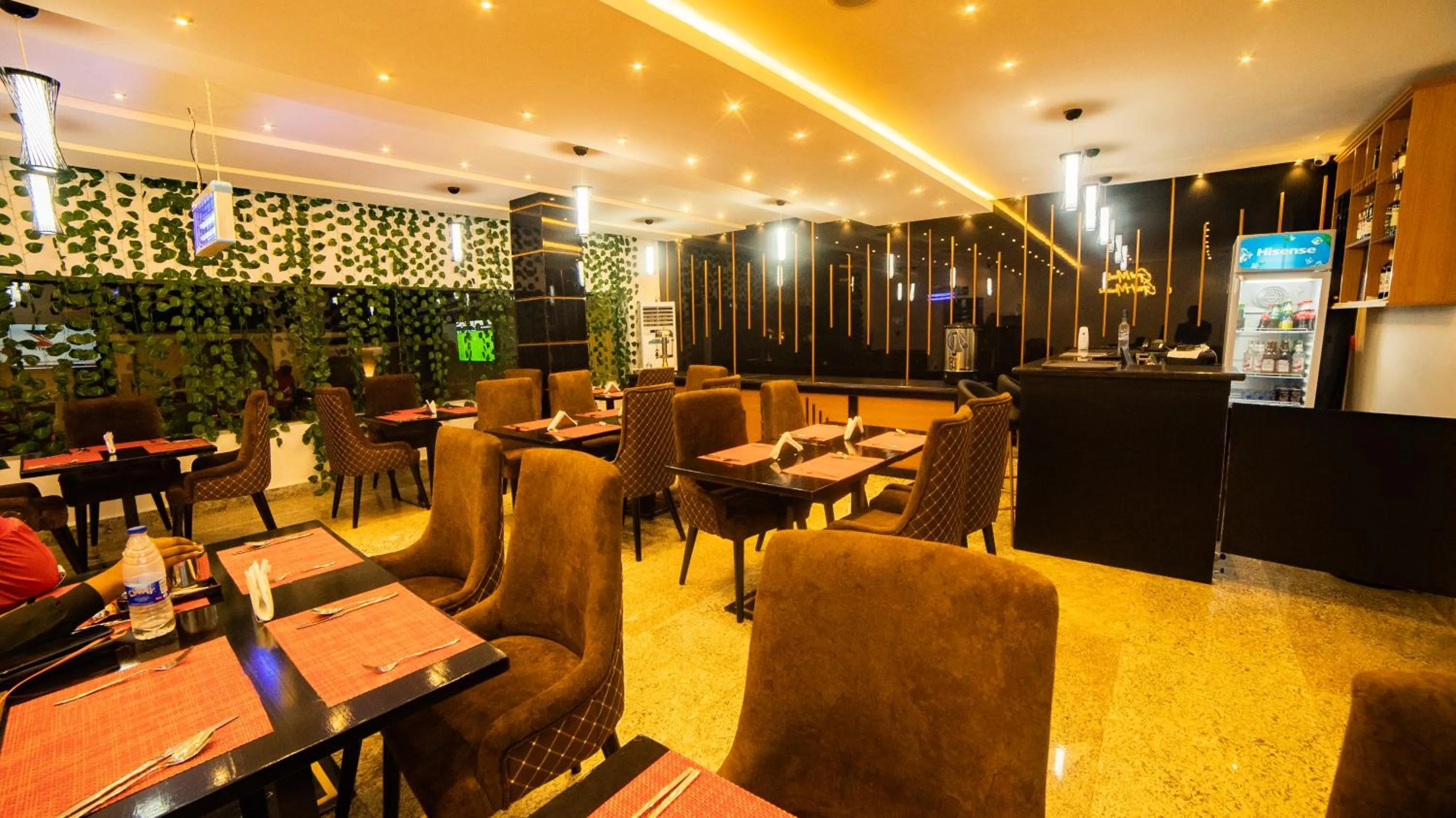 Restaurant/places to eat in Tranquila Hotels and Suites Abuja