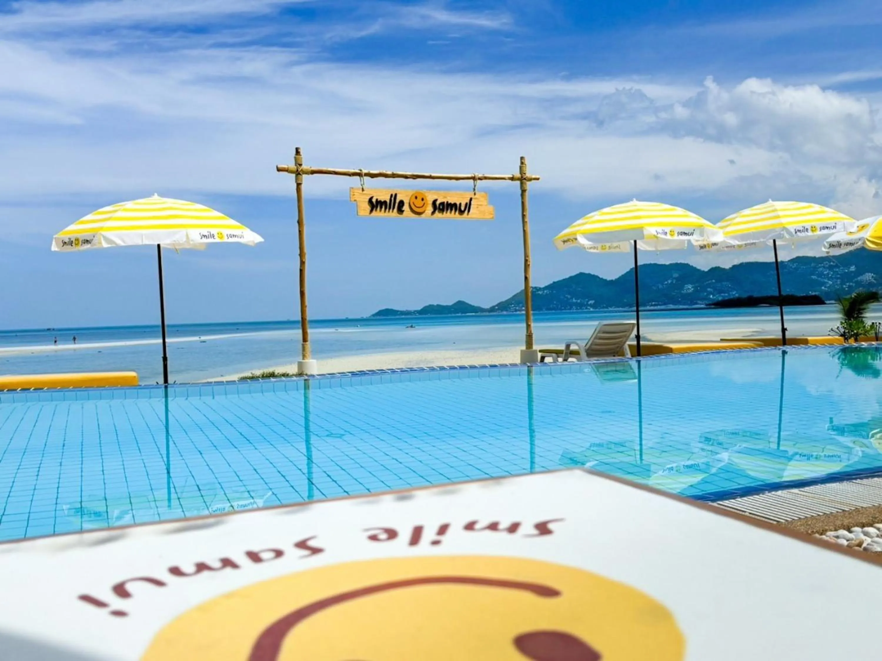 Swimming pool in Smile Samui Chaweng Beach Front Resort
