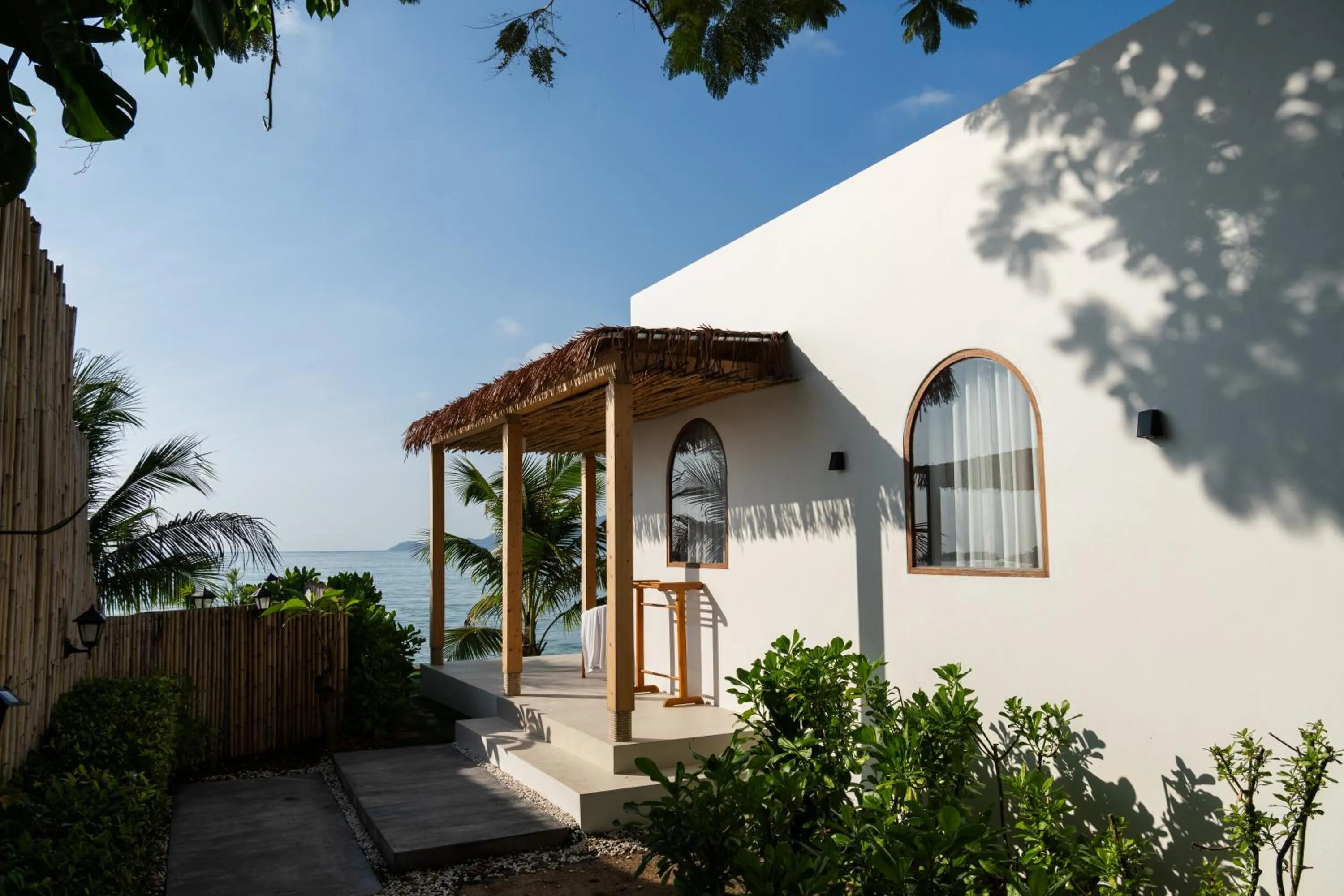 Property building in Smile Samui Chaweng Beach Front Resort