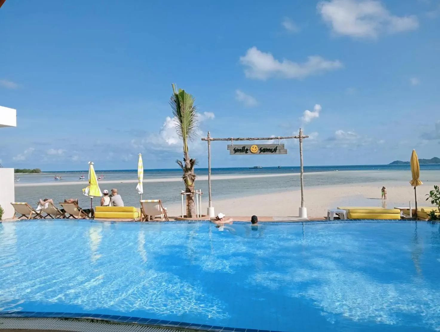 Property building in Smile Samui Chaweng Beach Front Resort