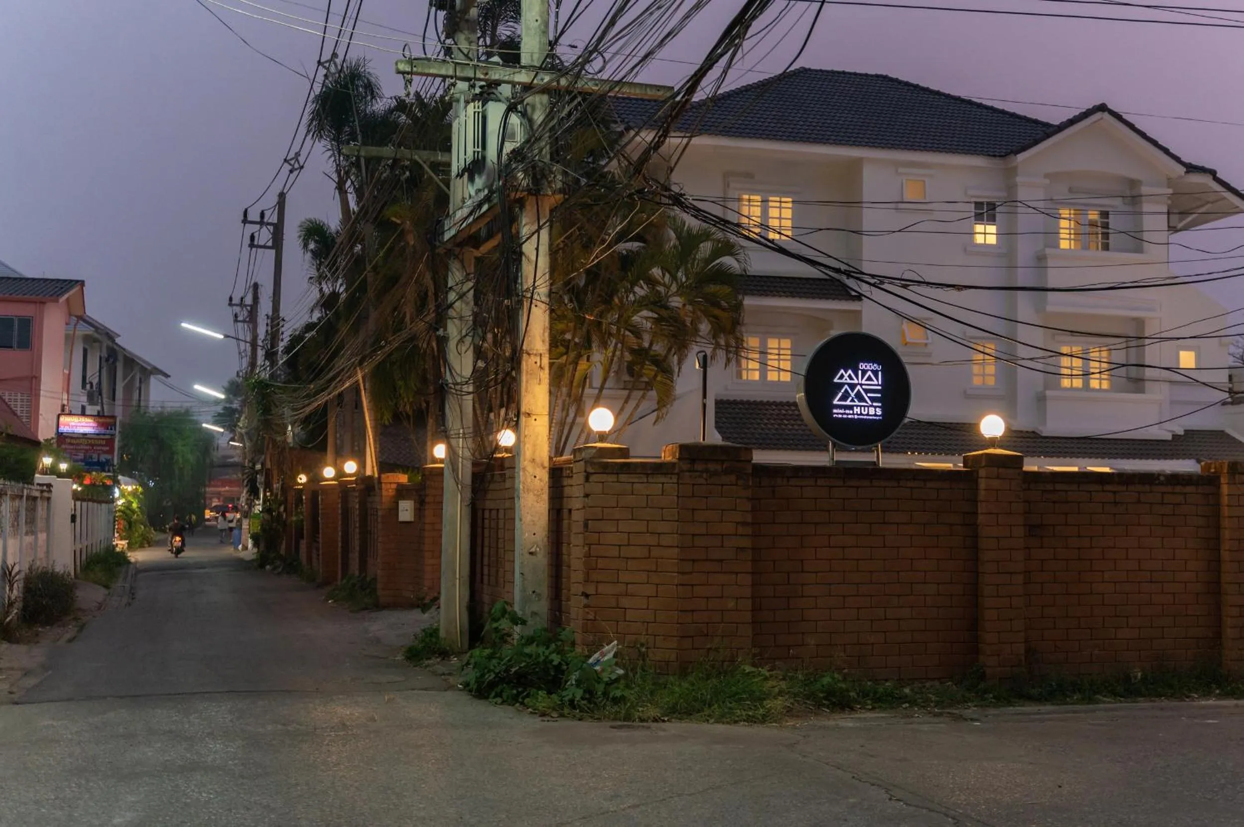 Property building in Mini-Me HUBS, Charm Suites & Pool in Old City