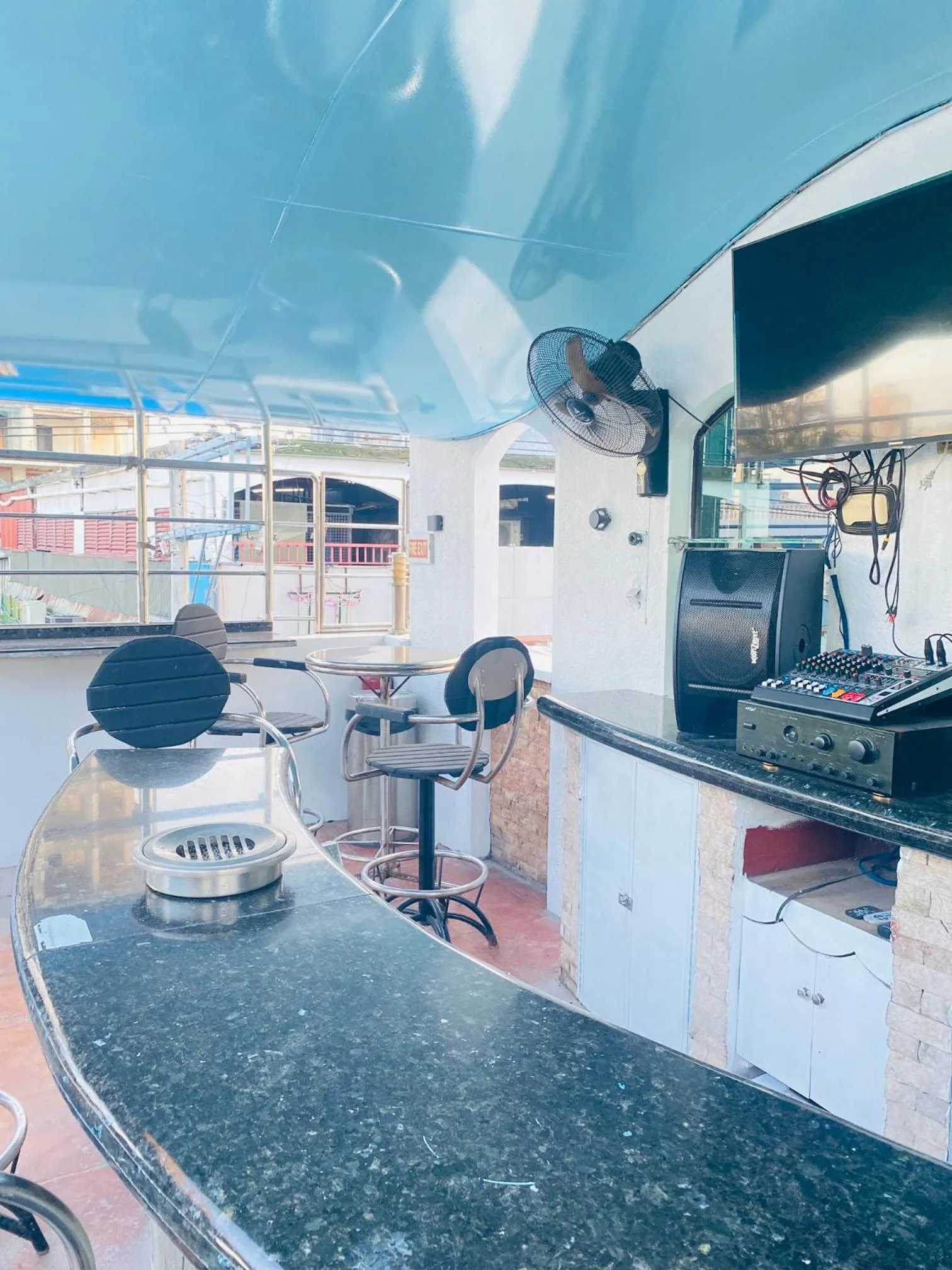 Lounge or bar in Fields Palace Hotel