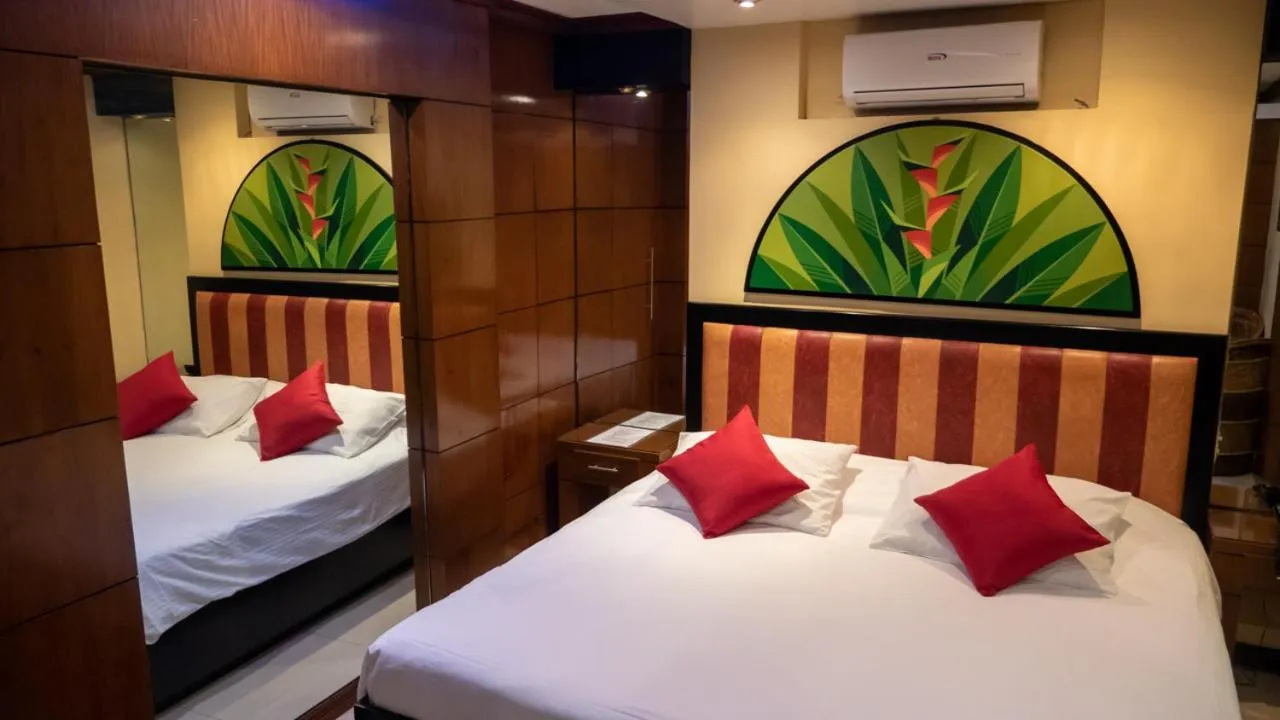 Bed in Fields Palace Hotel