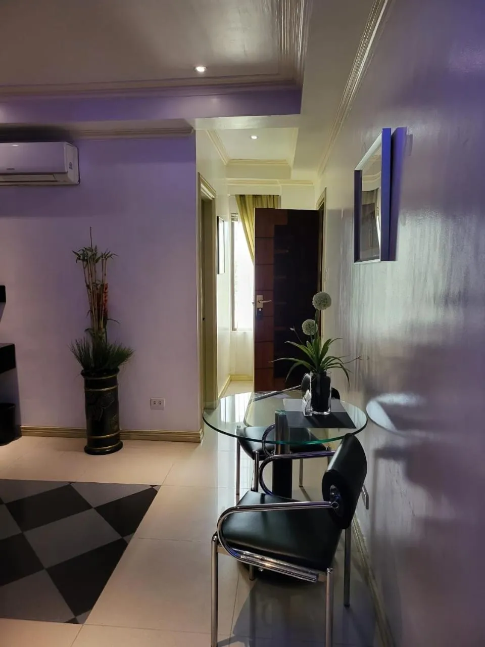 Seating area in Fields Palace Hotel