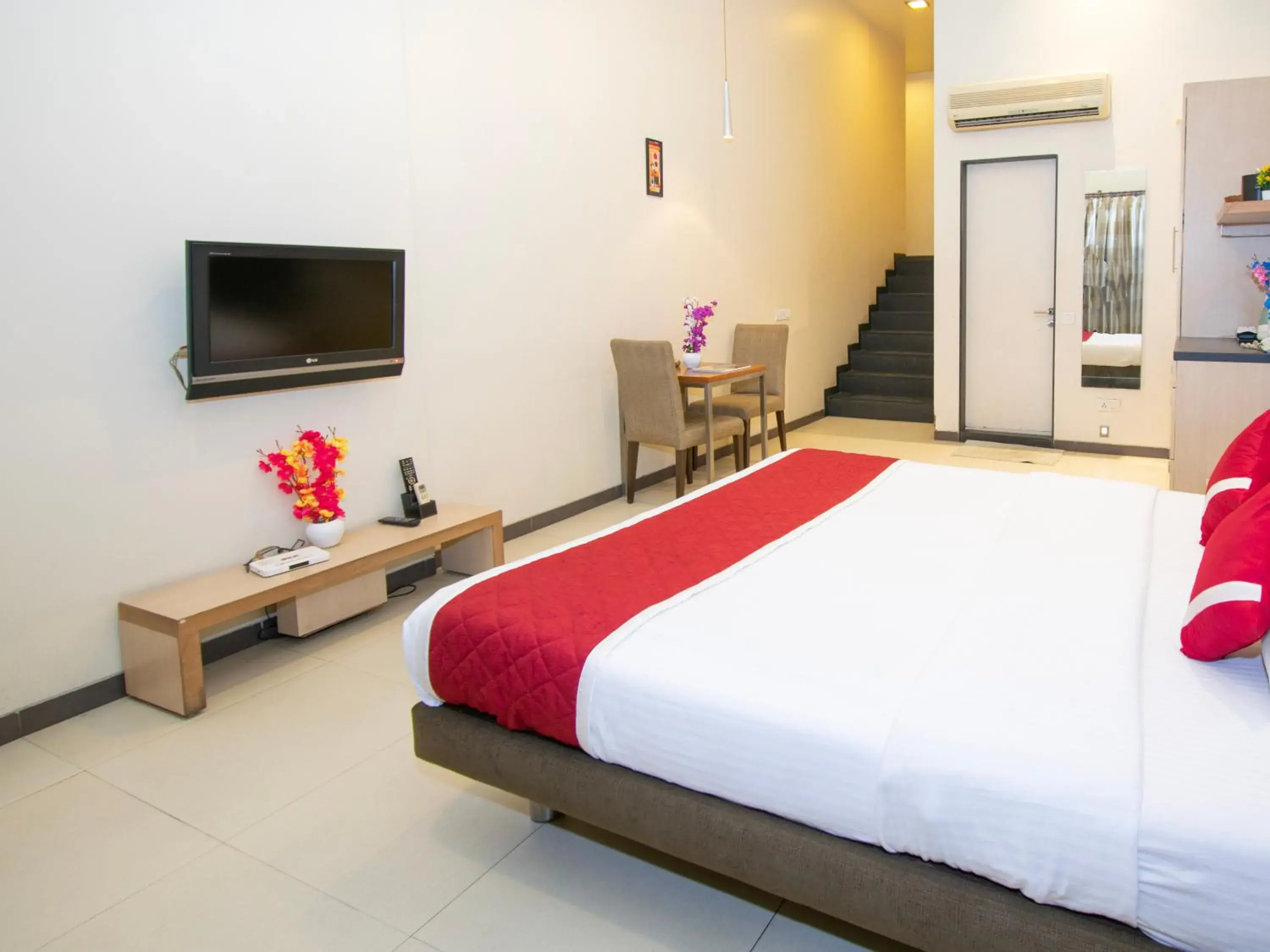 Deluxe Studio in Octave Koregaon Park Deluxe Studio in Octave Koregaon Park