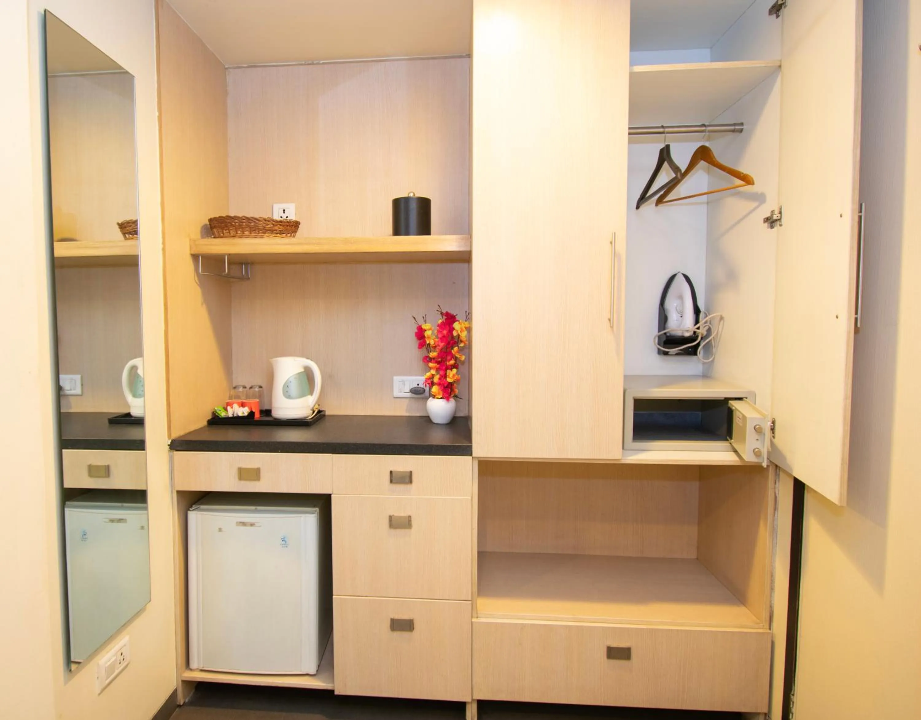 Coffee/tea facilities in Octave Koregaon Park