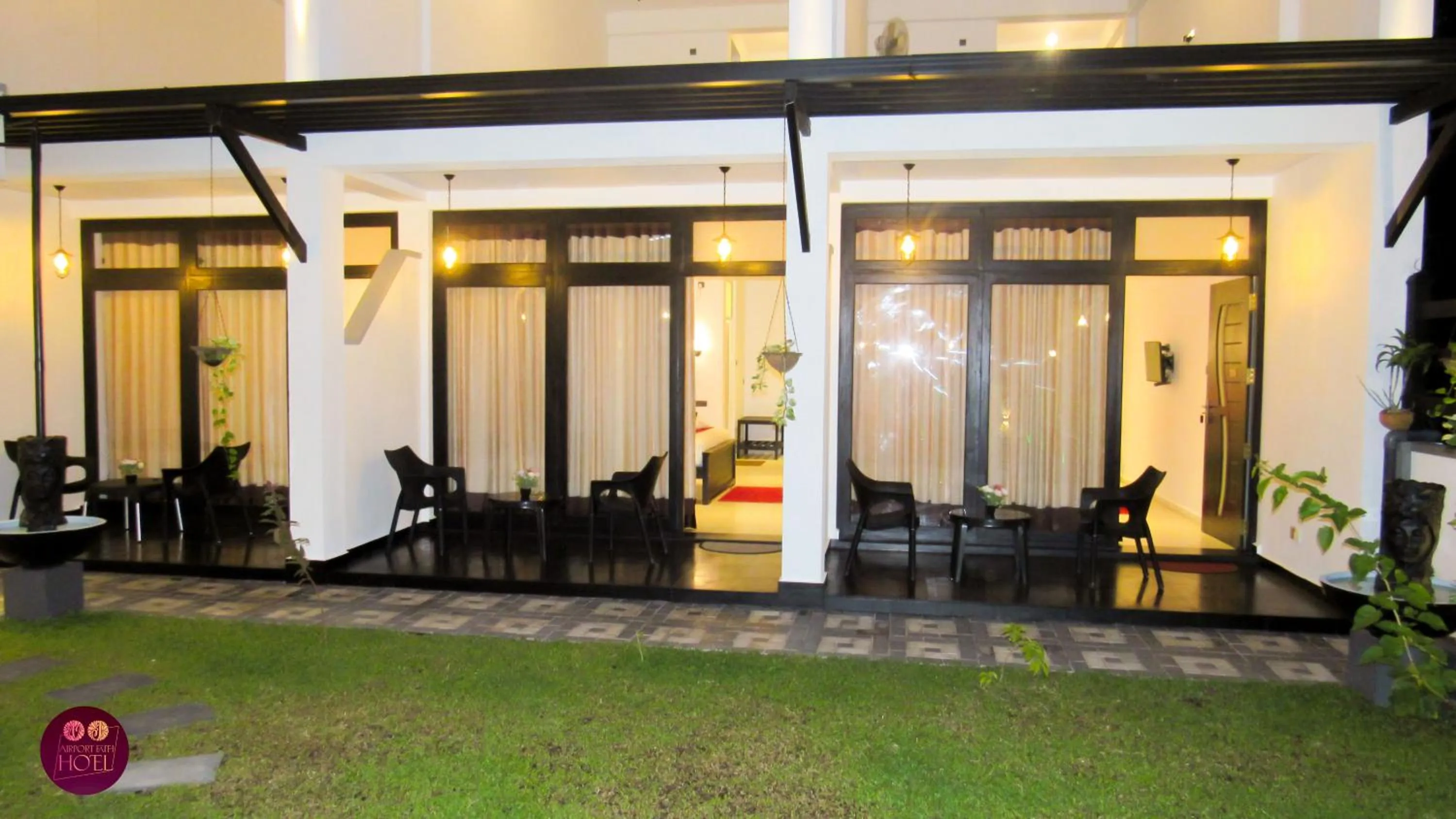 Garden in Airport Faith Hotel