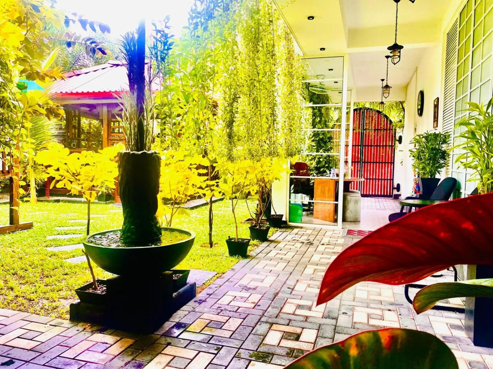 Garden in Airport Faith Hotel