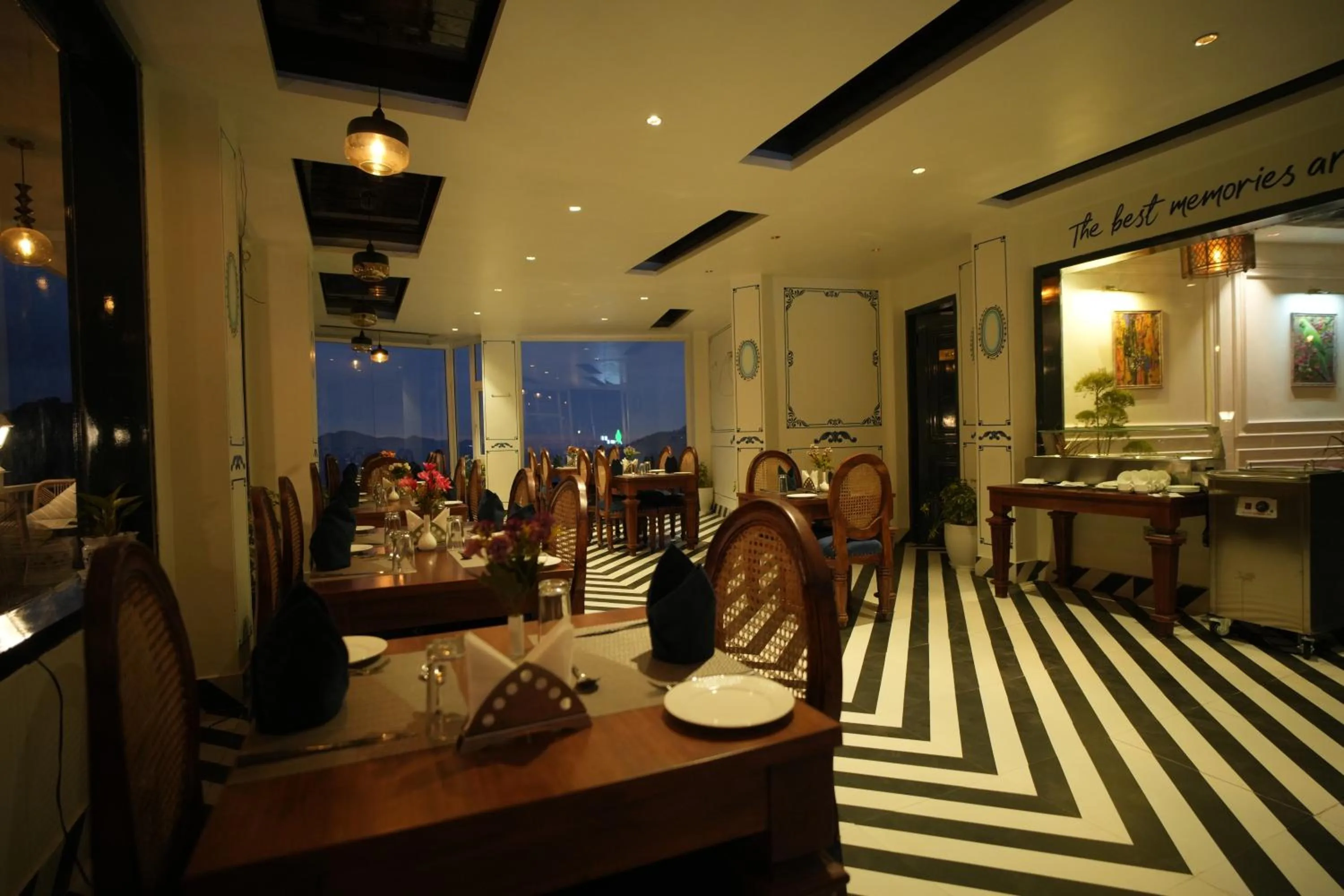 Restaurant/places to eat in Oakhill Resorts