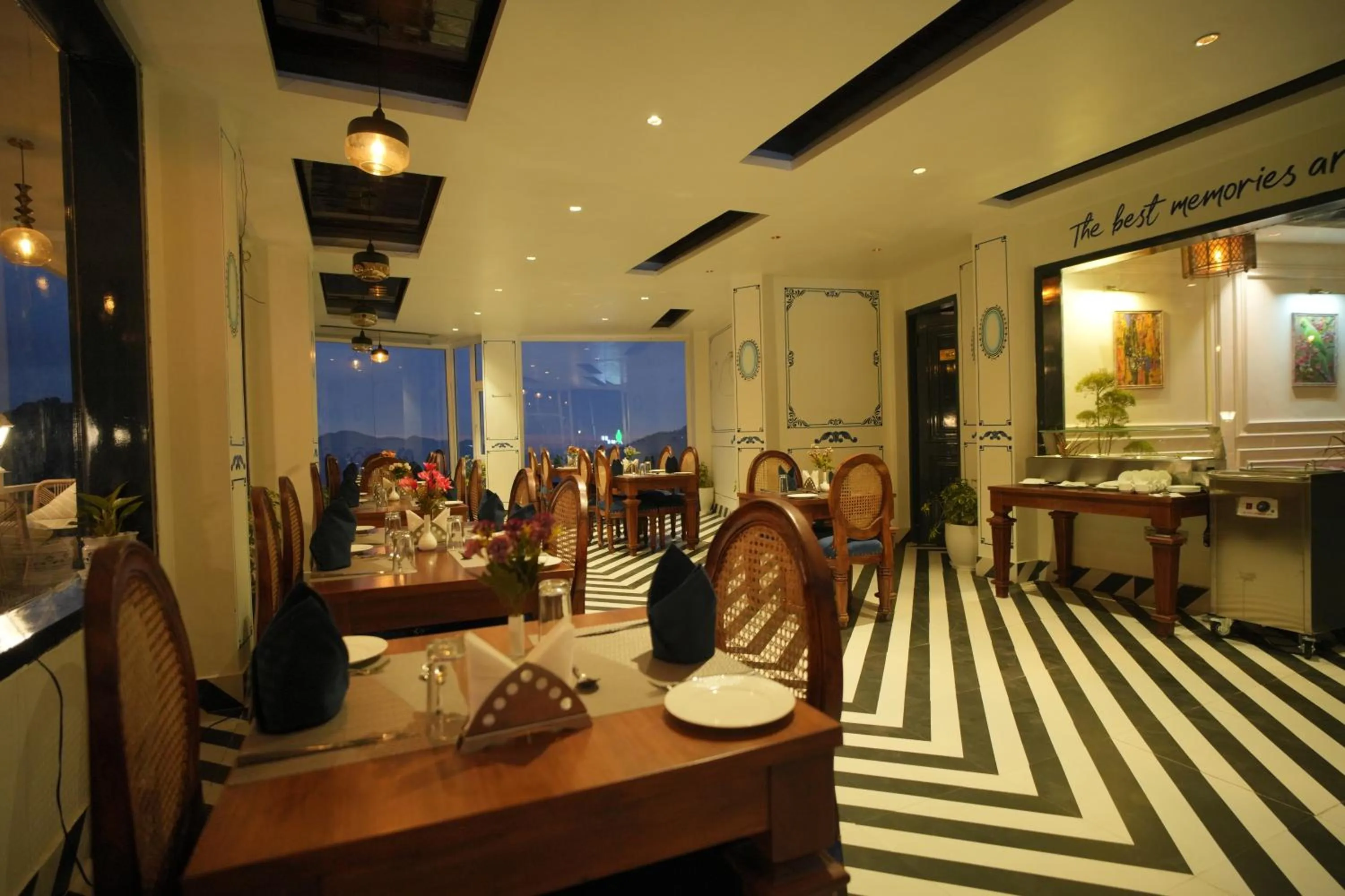 Restaurant/places to eat in Oakhill Resorts