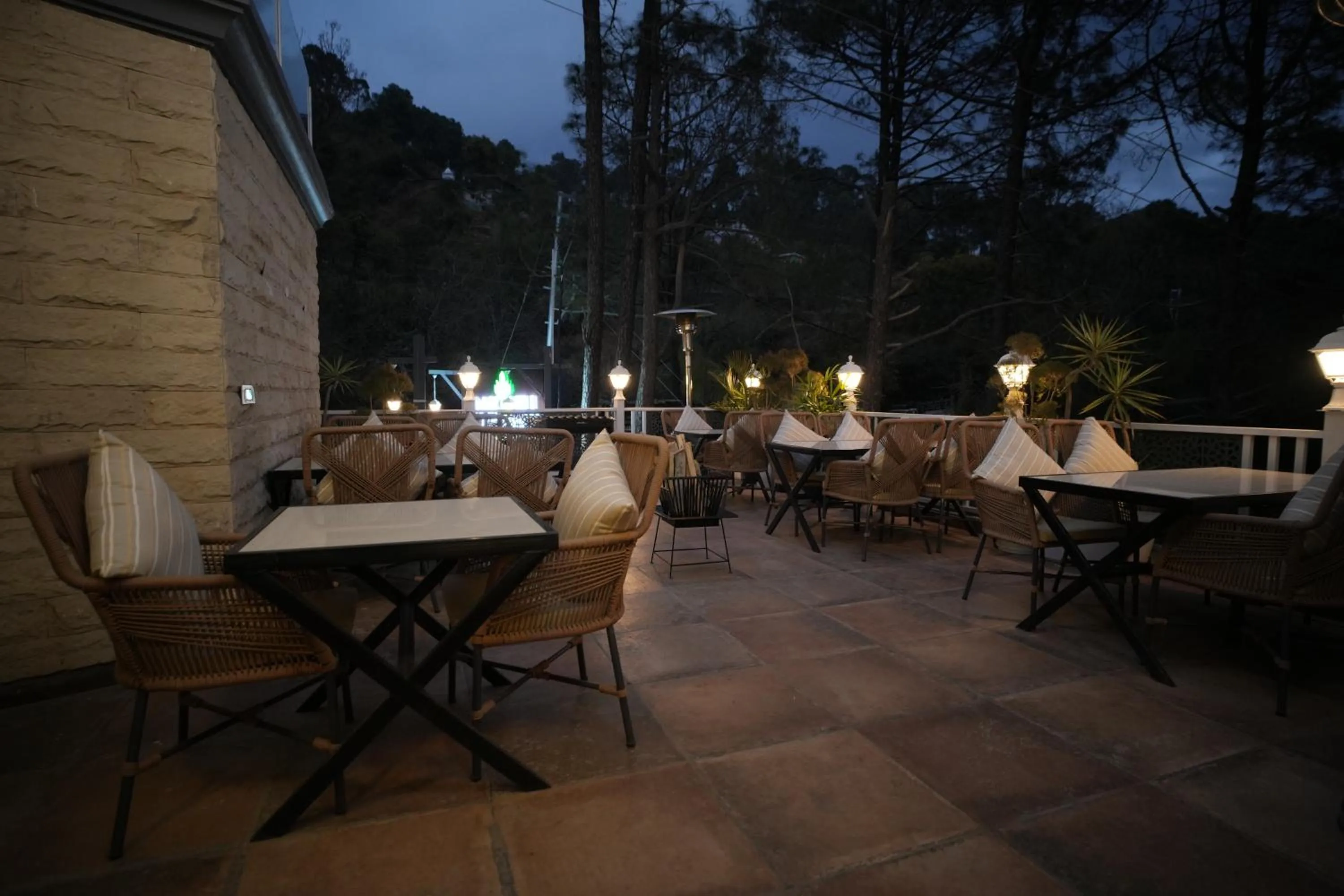 Restaurant/places to eat in Oakhill Resorts