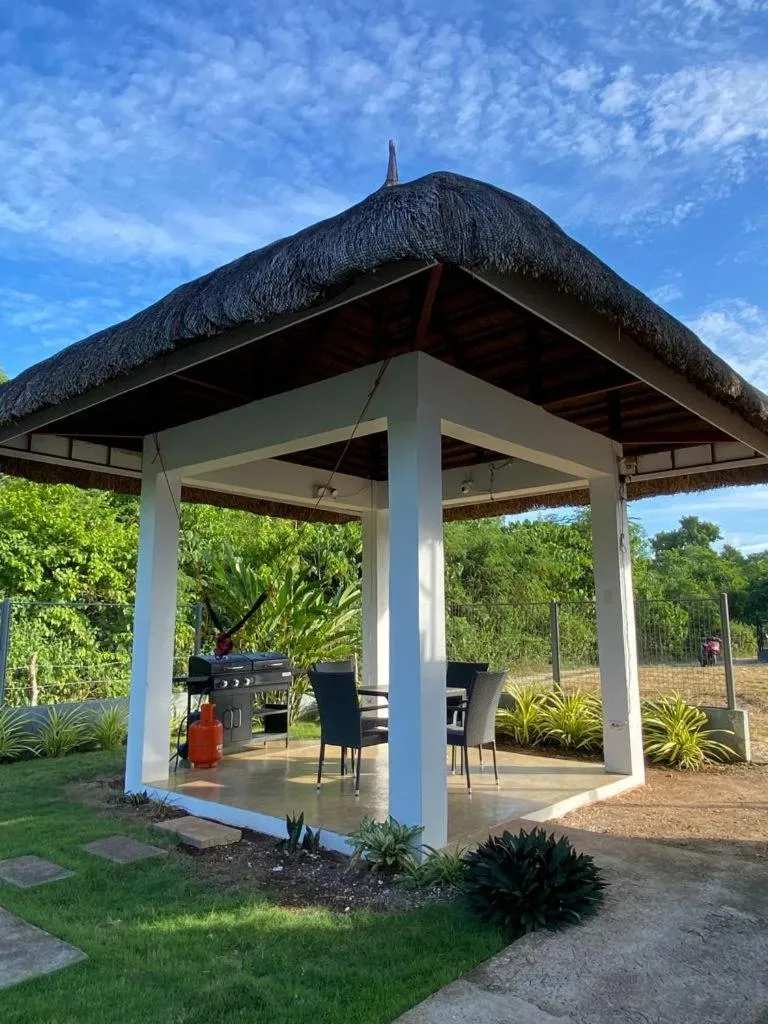 Restaurant/places to eat in Malipaj Apartments