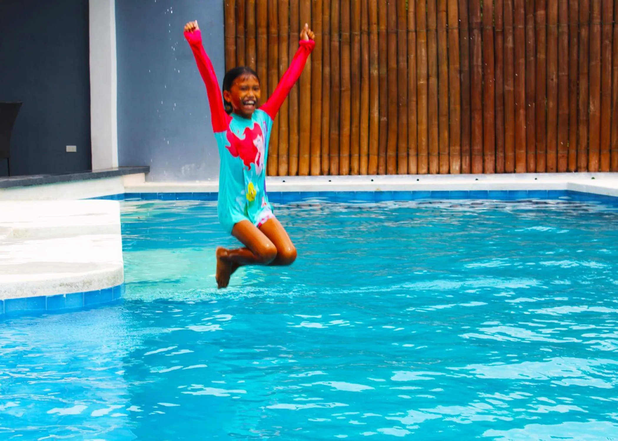 Swimming pool in Malipaj Apartments