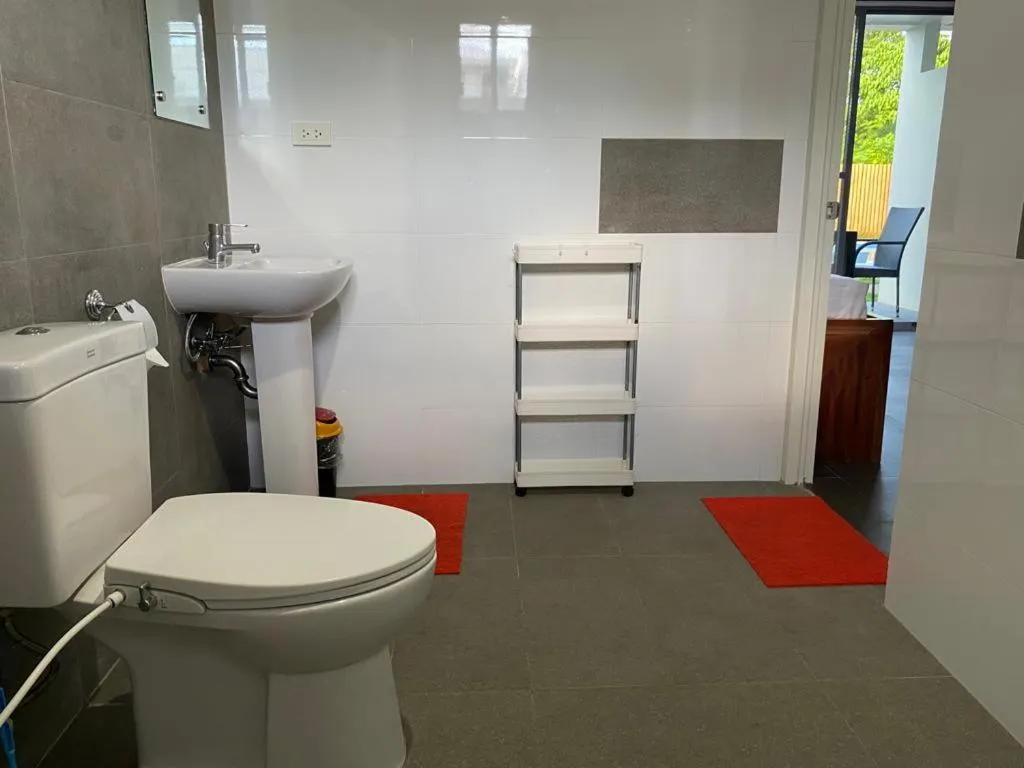 Toilet in Malipaj Apartments