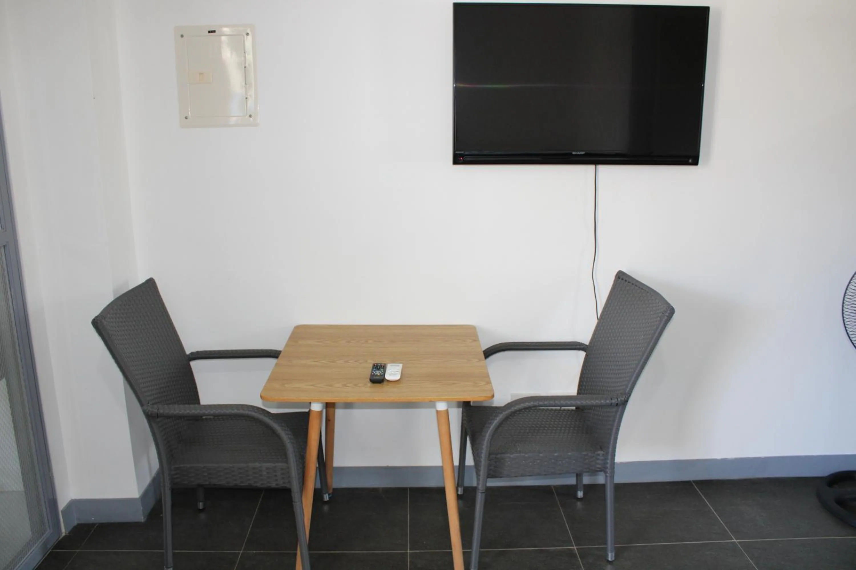 TV and multimedia in Malipaj Apartments